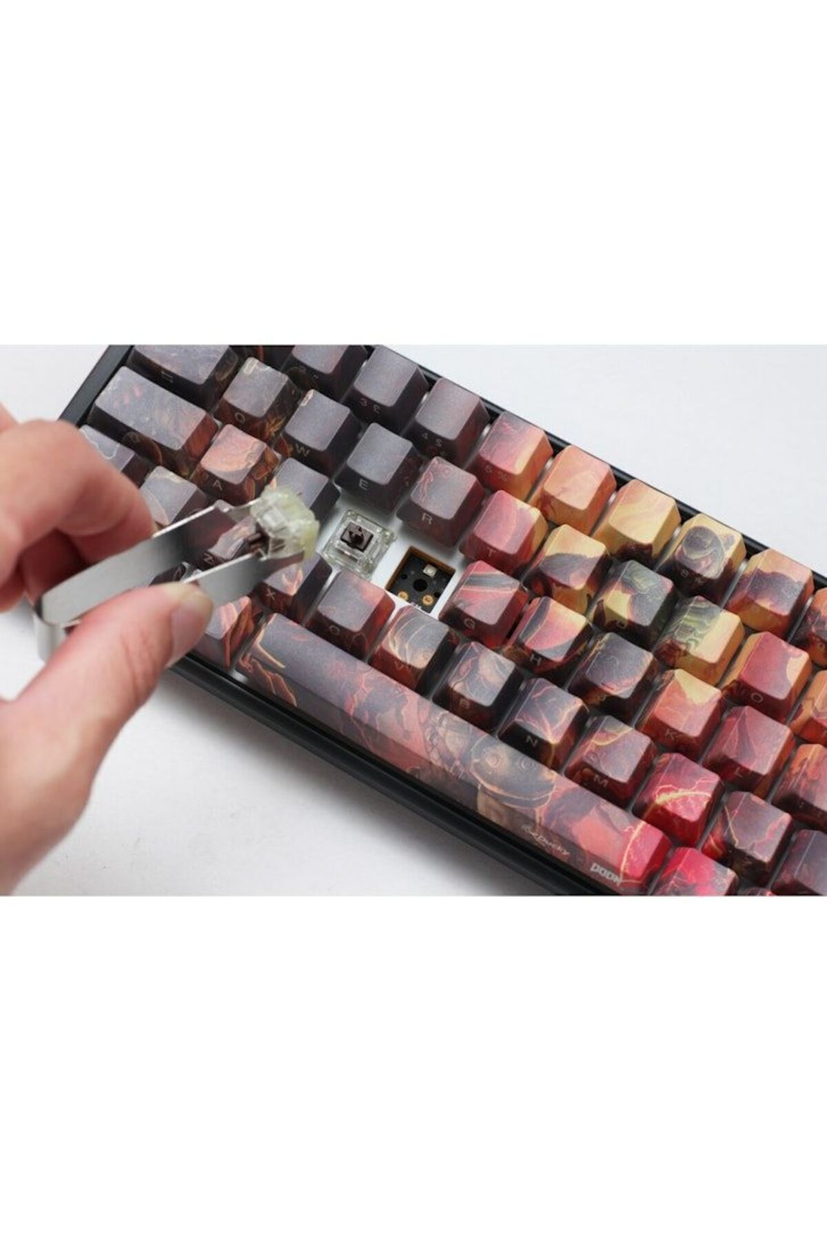Ducky-DOOM , RGB, SF 65%, Cherry Red Key Mechanical Gaming Keyboard 4