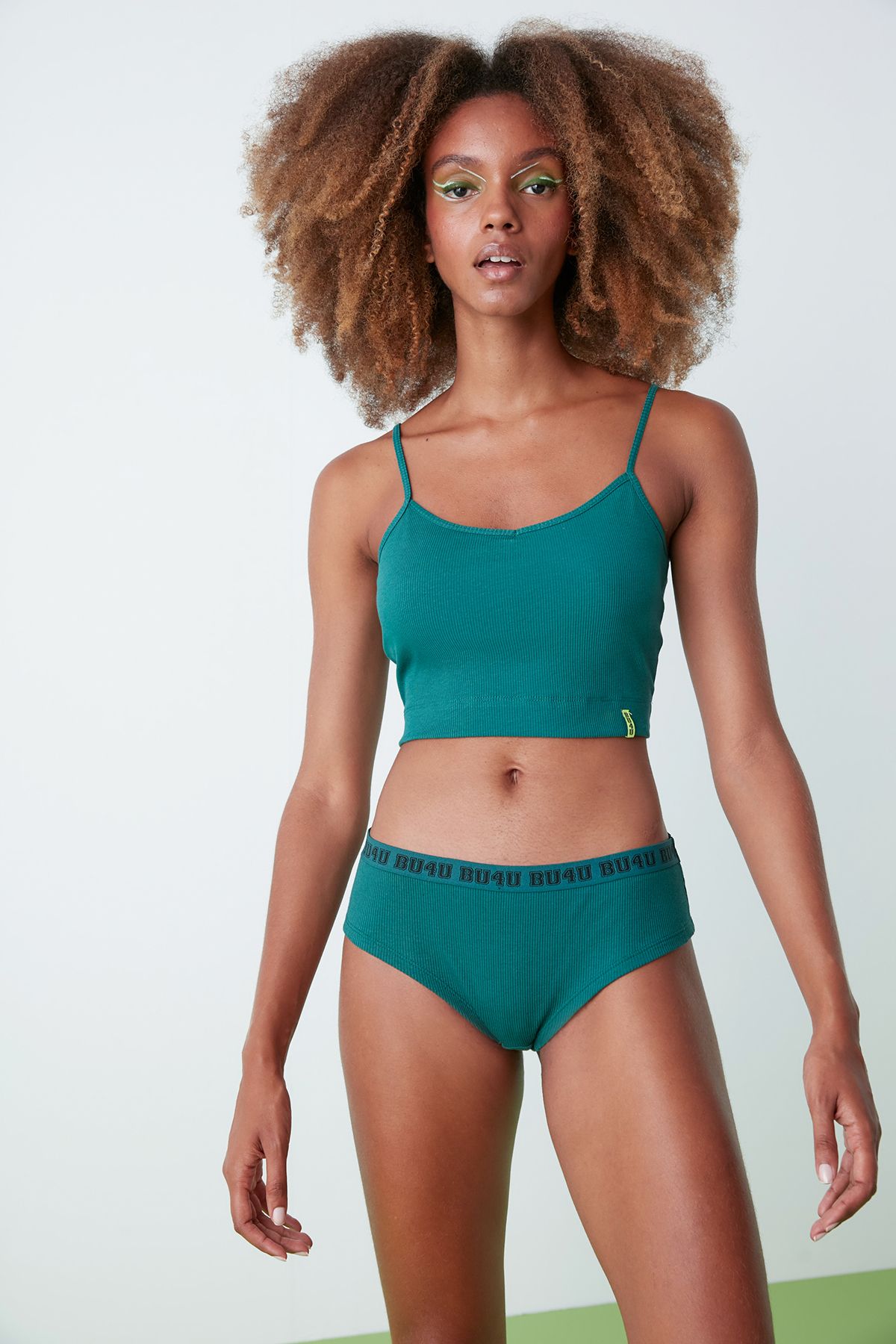 Penti-Bu4u Removable Padded Crop Undershirt 3