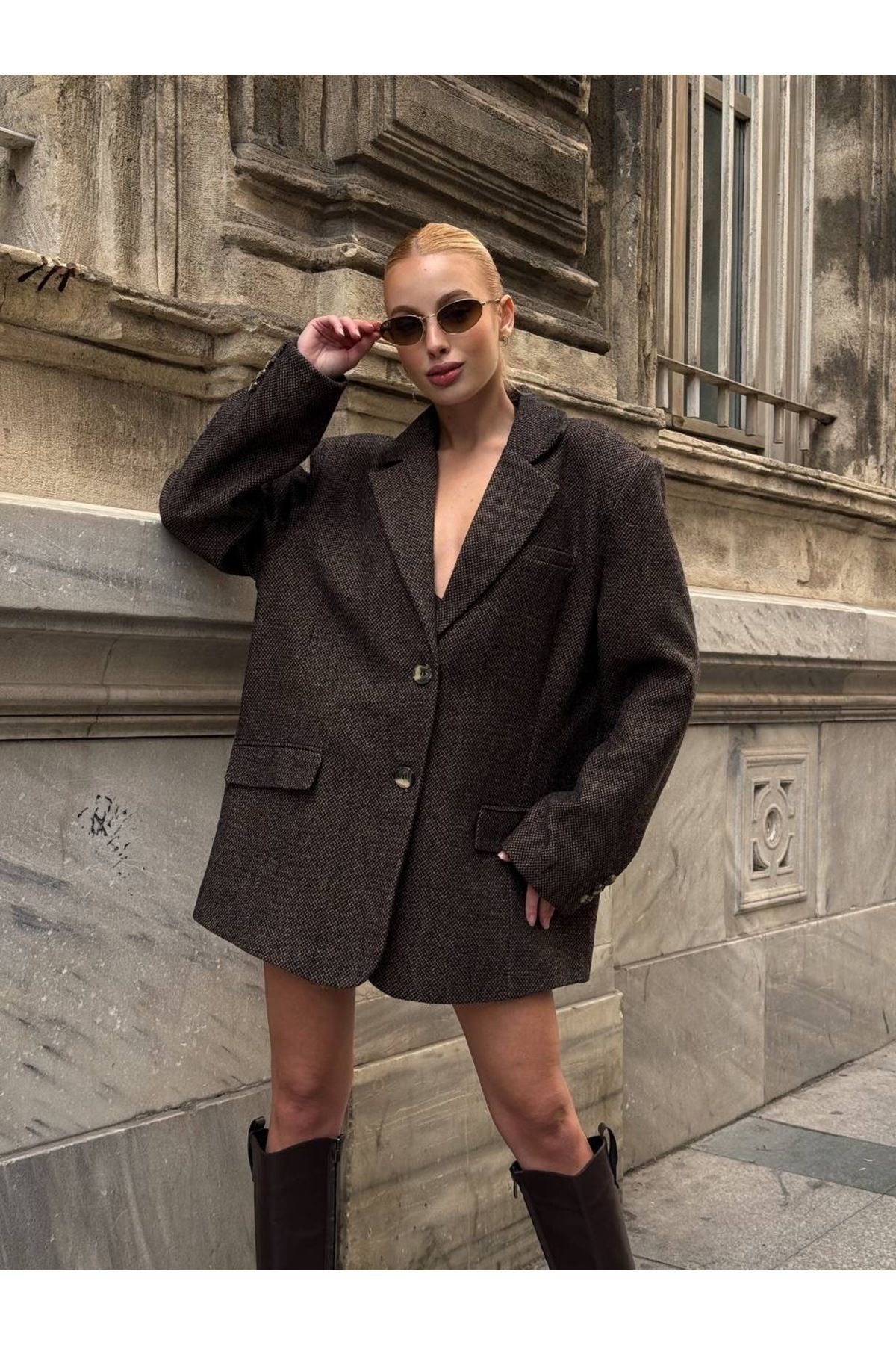 veste marron avec un arc en ciel oversize