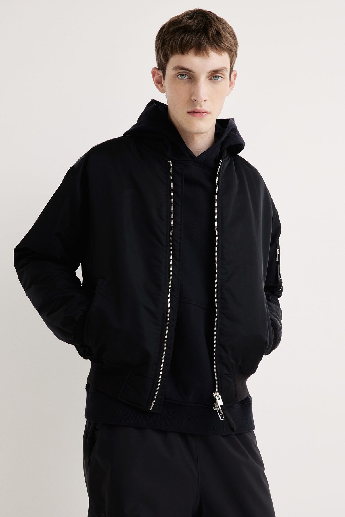 سویشرت مشکی مردانه بالا اورجینال H M H&M