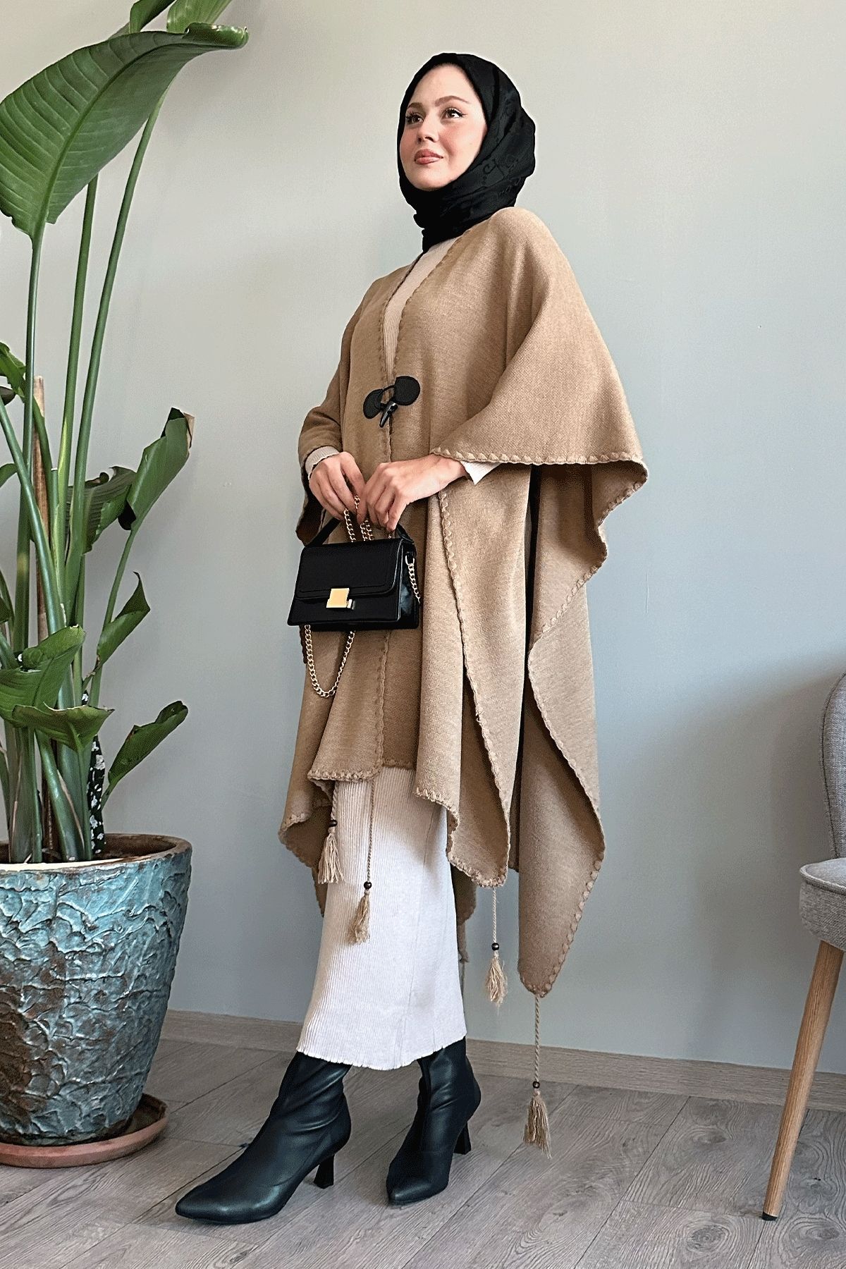 InStyle-Shepherd Stitch Camel Knitwear Poncho with Leather Buckle 4