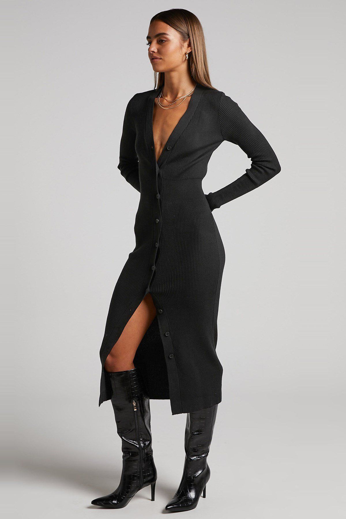black buttoned v neck long knitwear dress mg1703