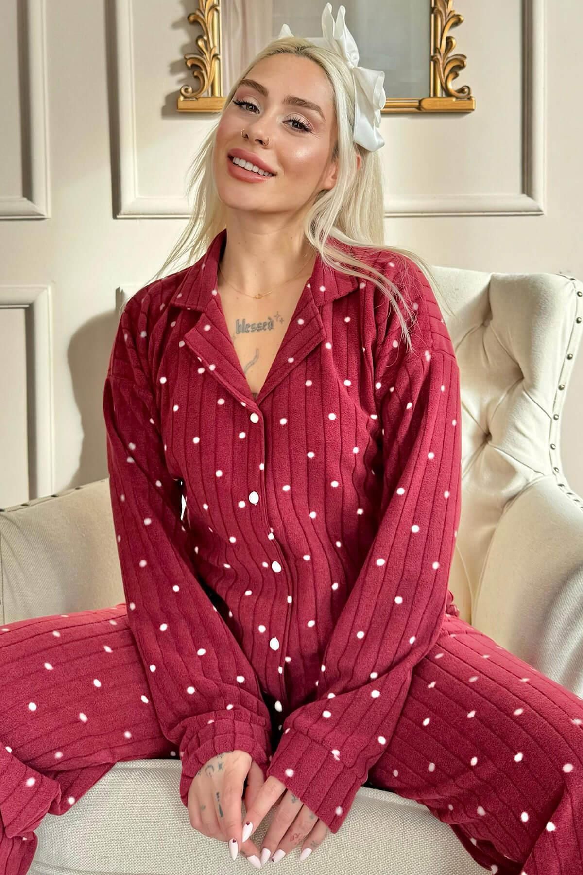 Pijamaevi-Claret Red Dotted Patterned Front Buttoned Plush Fleece Pajama Set 1