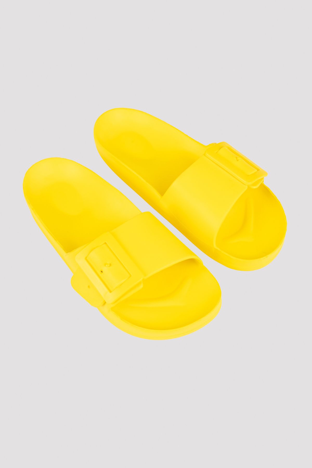 Penti-Saffron Big Buckle Slippers 1