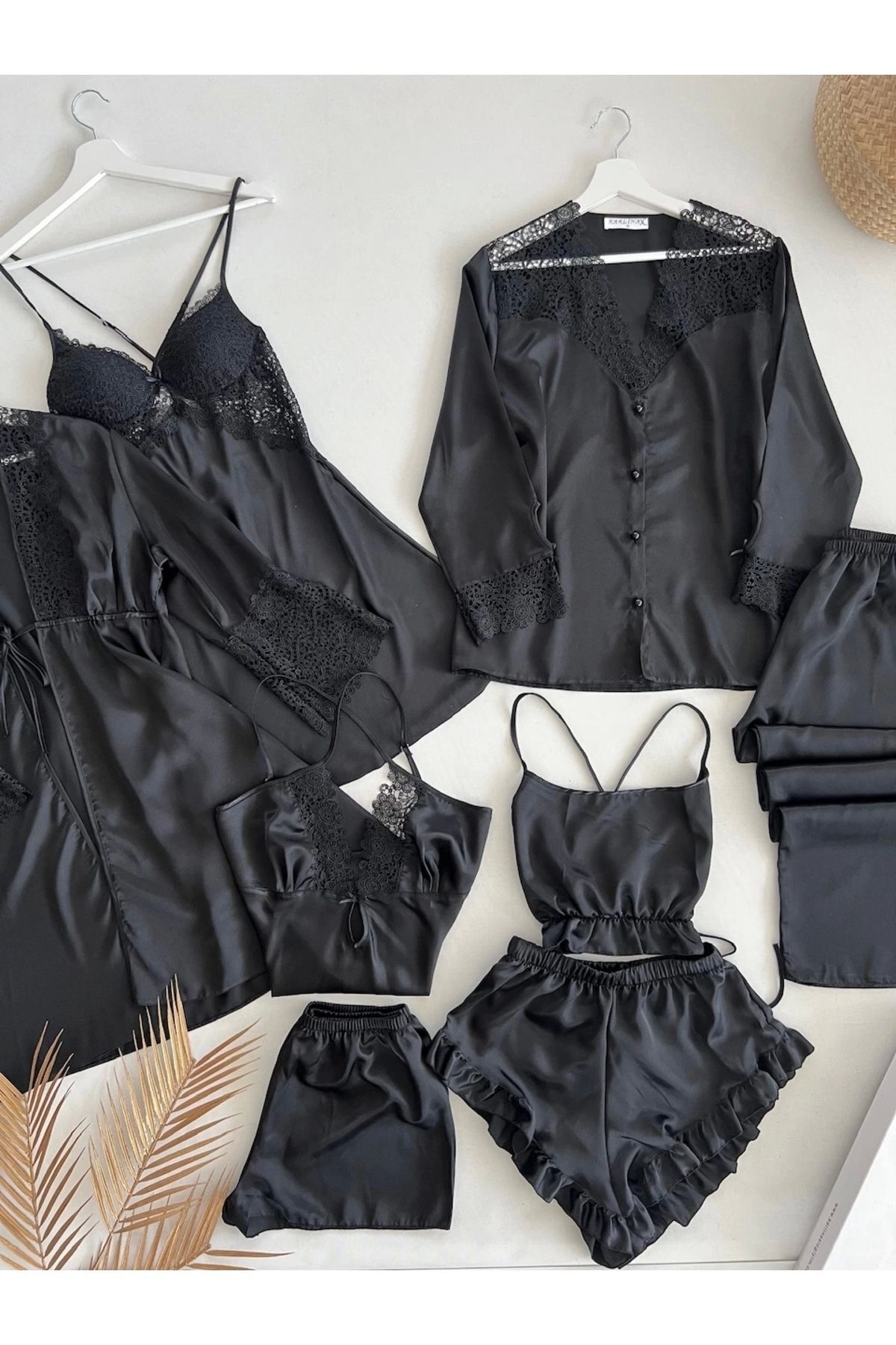 KARLİNAX İpeksi Saten Siyah Dev 8 Parça Gecelik Sabahlık Pijama Çeyiz Seti