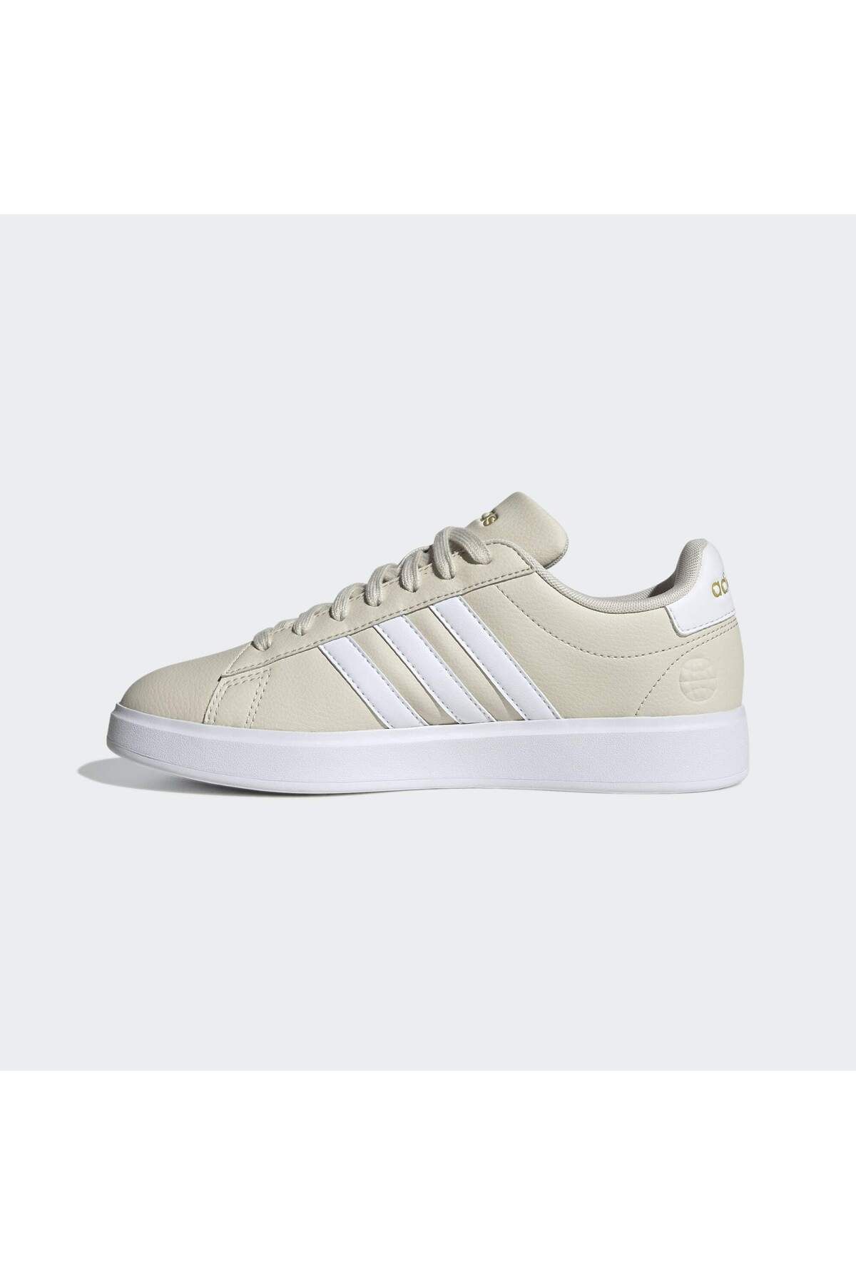 اسنیکر سفید زنانه دادگاه بزرگ CloudFoam Courtyle Court Comfort adidas
