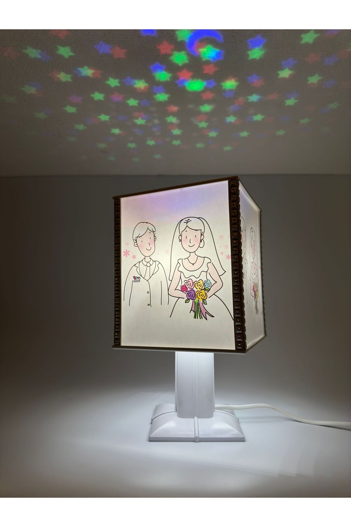 Senden Hediye-Rotating Lamp Shade Night Lamp 2