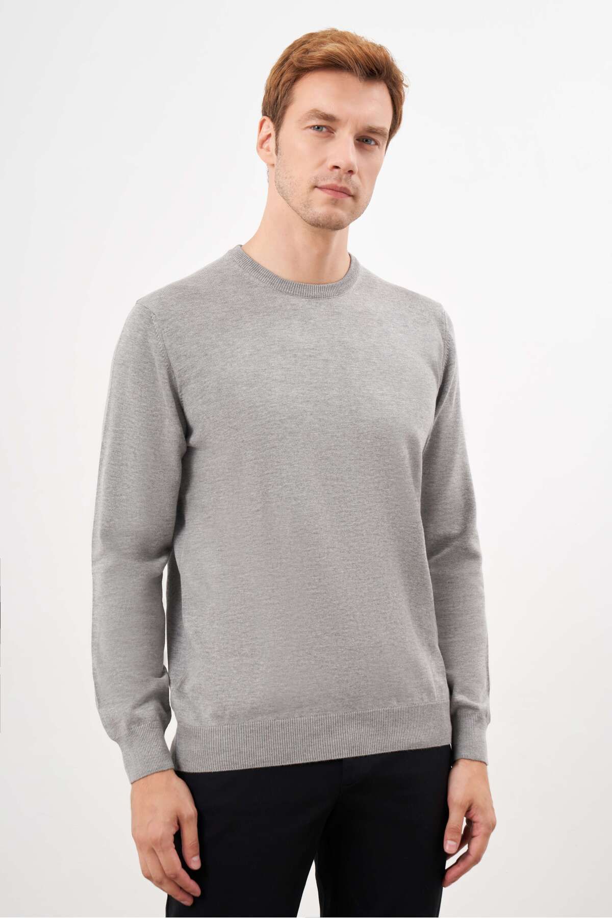 Morven-Сив пуловер от трикотаж Basic Dynamic Fit Relaxed Cut Over Dekolte в подаръчна кутия 4