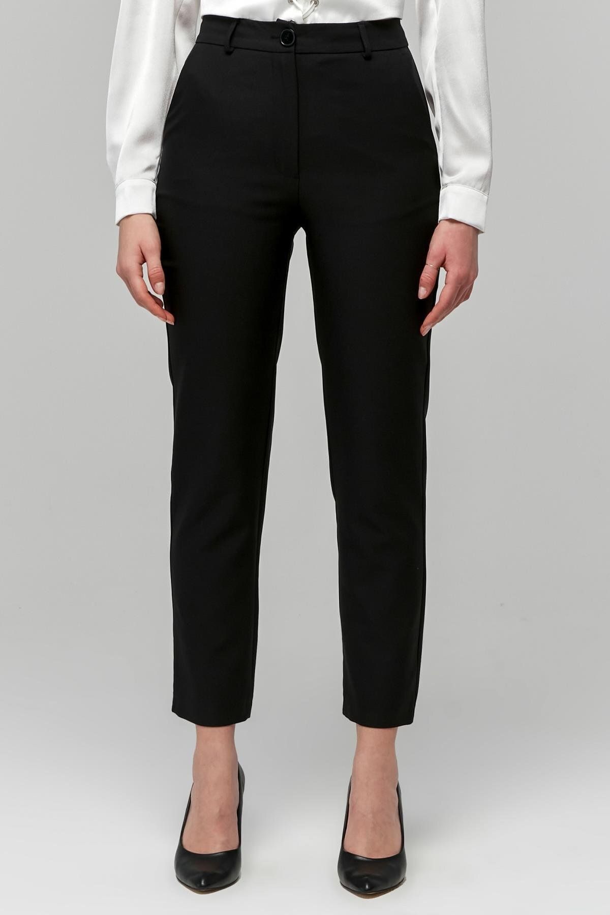 Appleline-Black Women's Carrot Trousers - Skinny Leg, Ankle Length 1