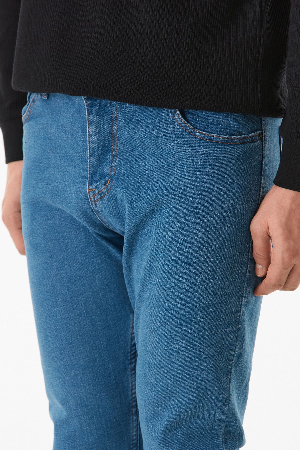 Fulla Moda-Zippered Straight Jean Trousers 7