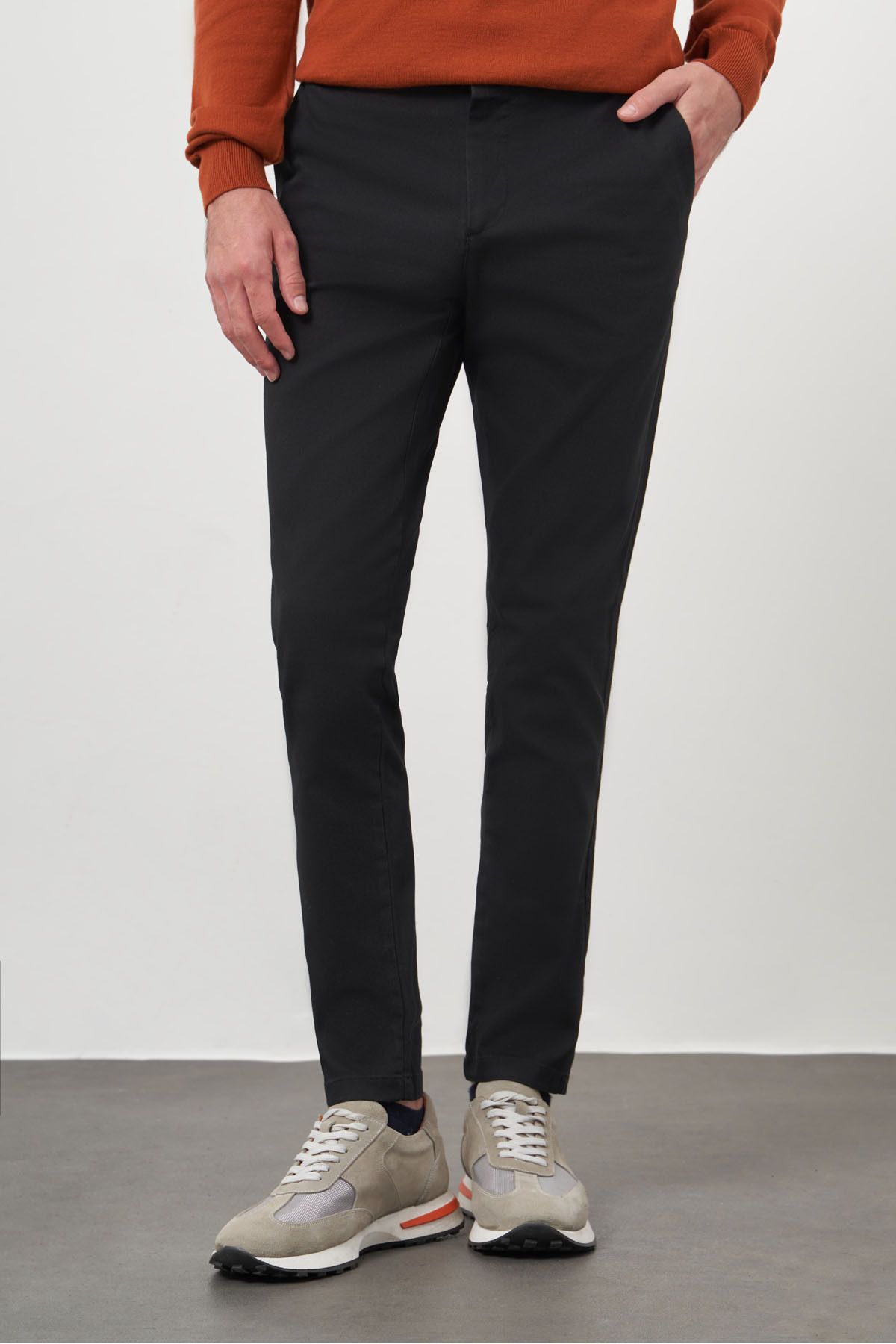 Morven-Men's Black Chino Slim Fit Trousers 4