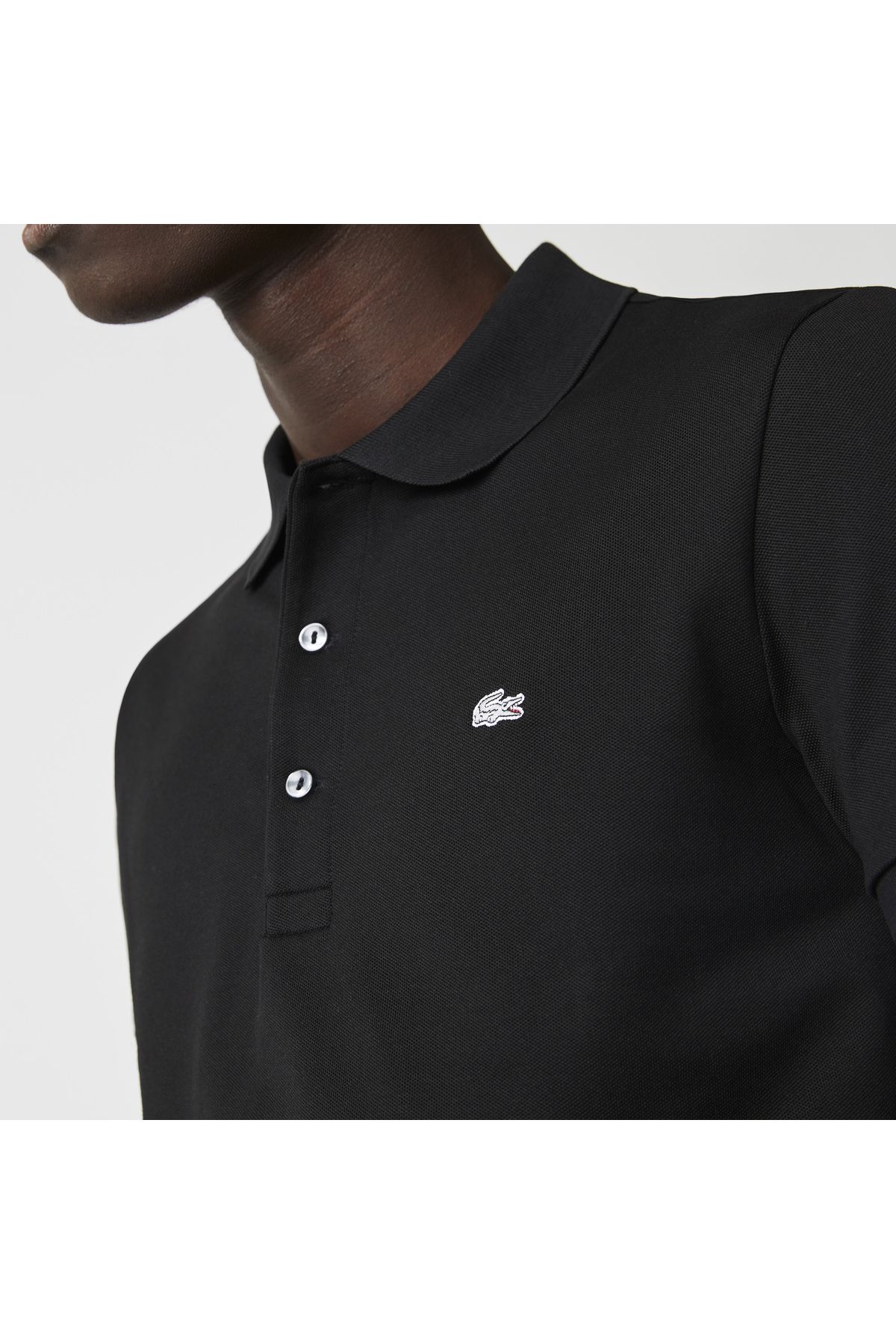 تی شرت یقه پولو مردانه چوگان سیاه و سفید باریک Lacoste