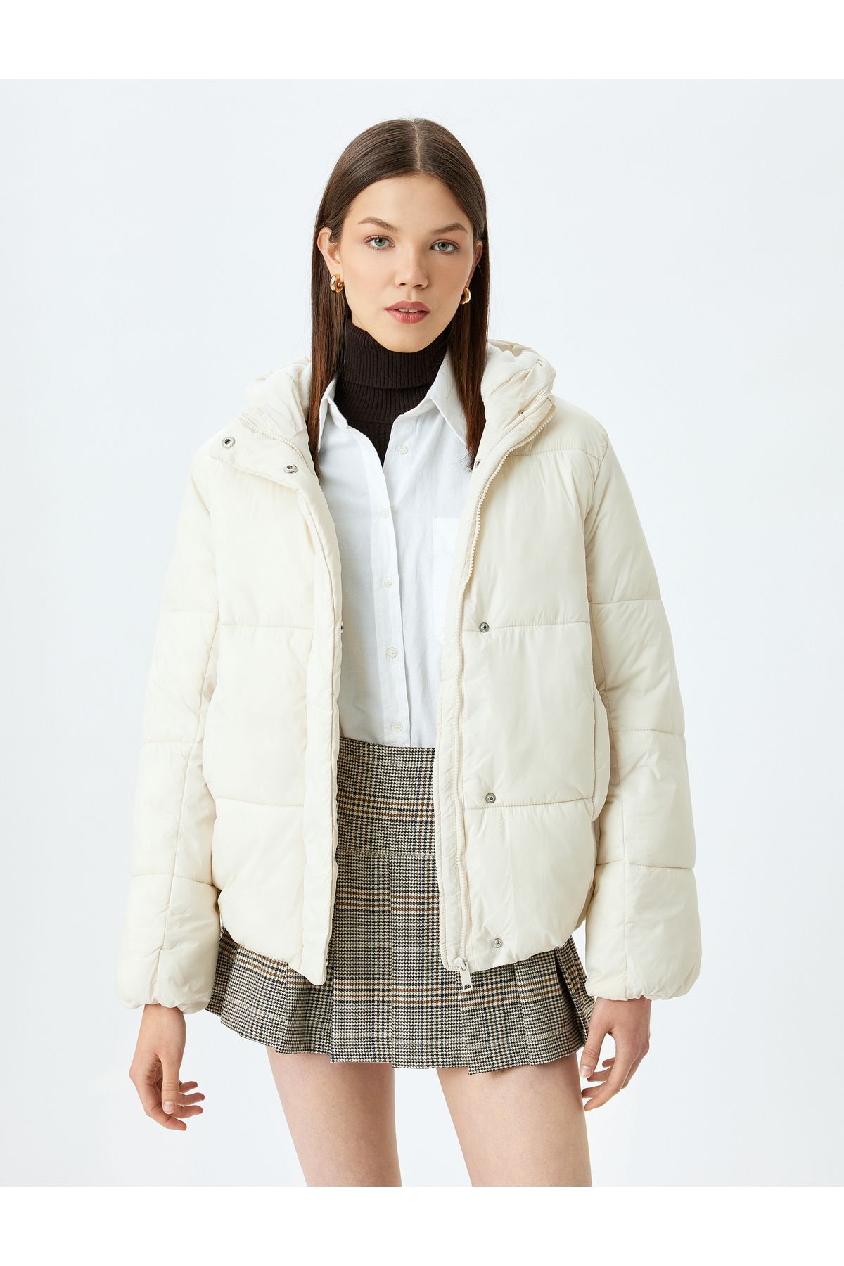 Koton-Hooded Puffer Jacket with Zipper and Pocket Detail and Snap Buttons 3