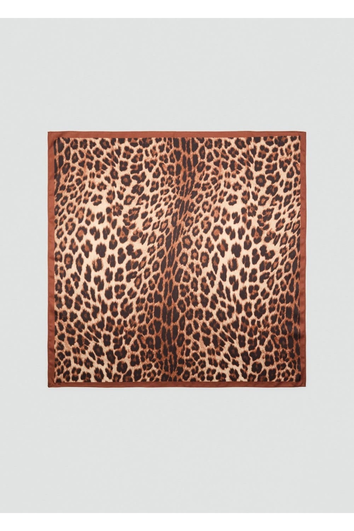 MANGO Woman-Schal mit Leopardenmuster 3