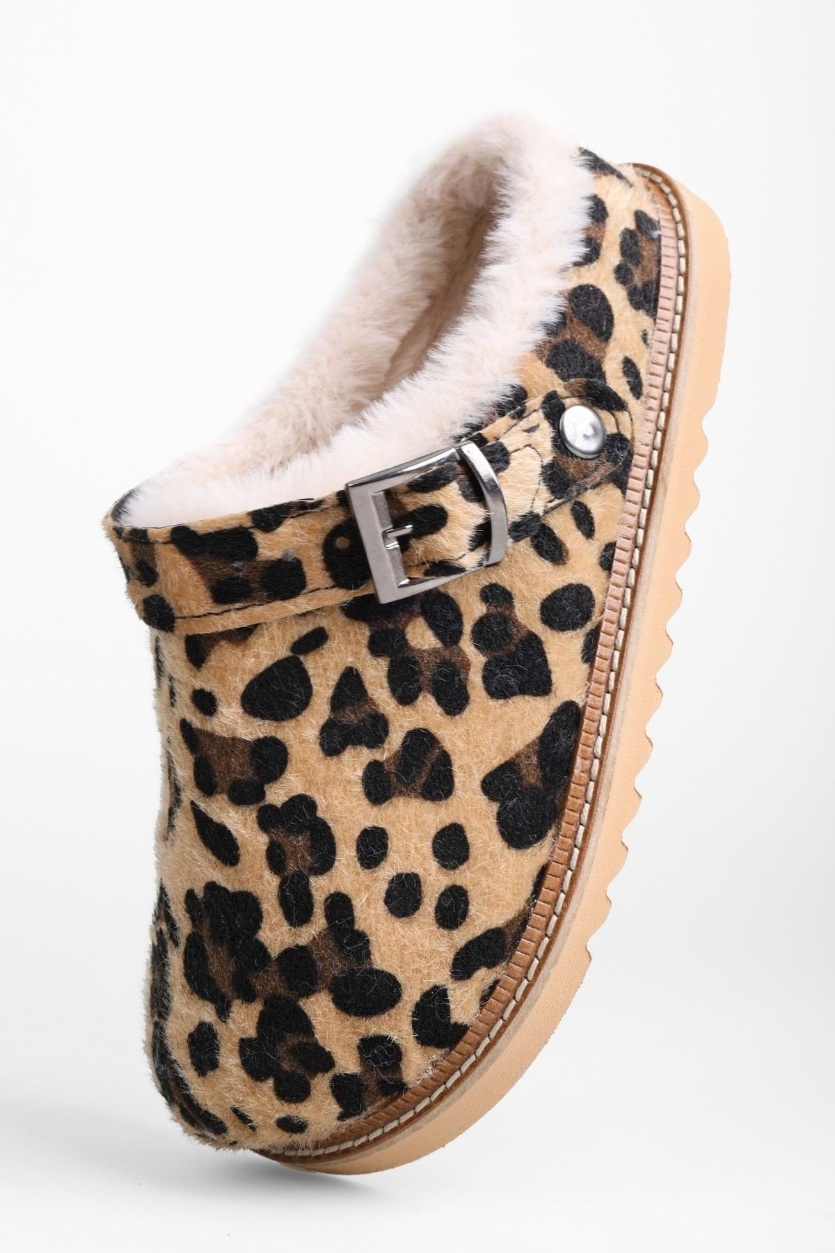 Shoeberry-Women's Saboi Leopard Patterned Suede Flat Slippers with Fur Inside 5