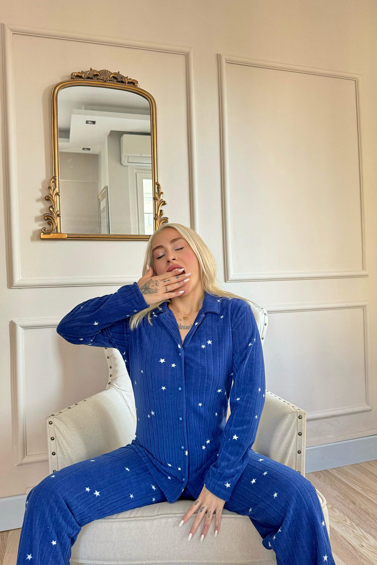 Pijamaevi-Navy Blue Lune Patterned Front Buttoned Plush Polar Pajama Set 4