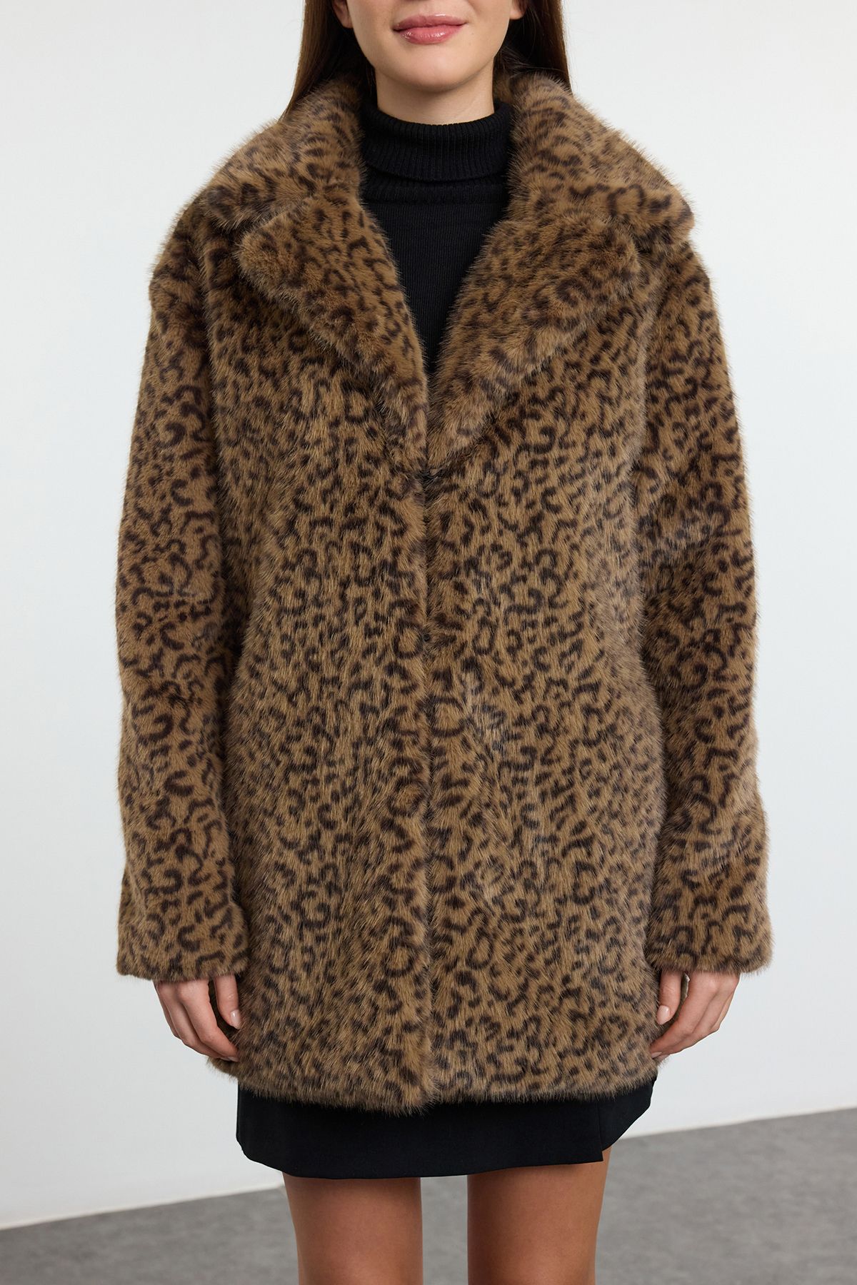 Trendyol Collection-Різнобарвне довге пальто з литого оверсайз каракулю TWOAW25MO00189 3