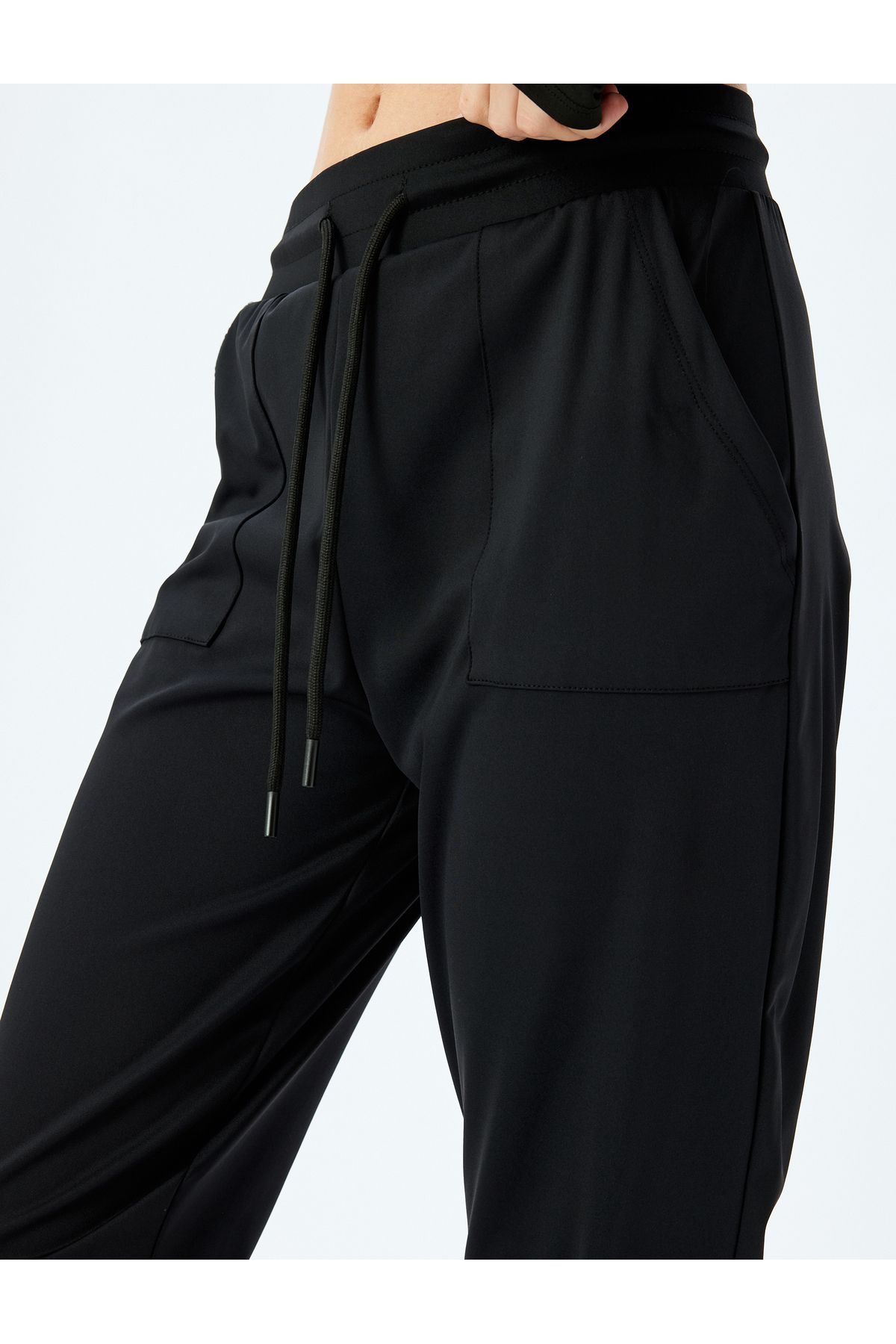 Koton-Soft Key Jogger Sweatpants with High Waist and Lace-Up Pocket Detail - Interlock 5