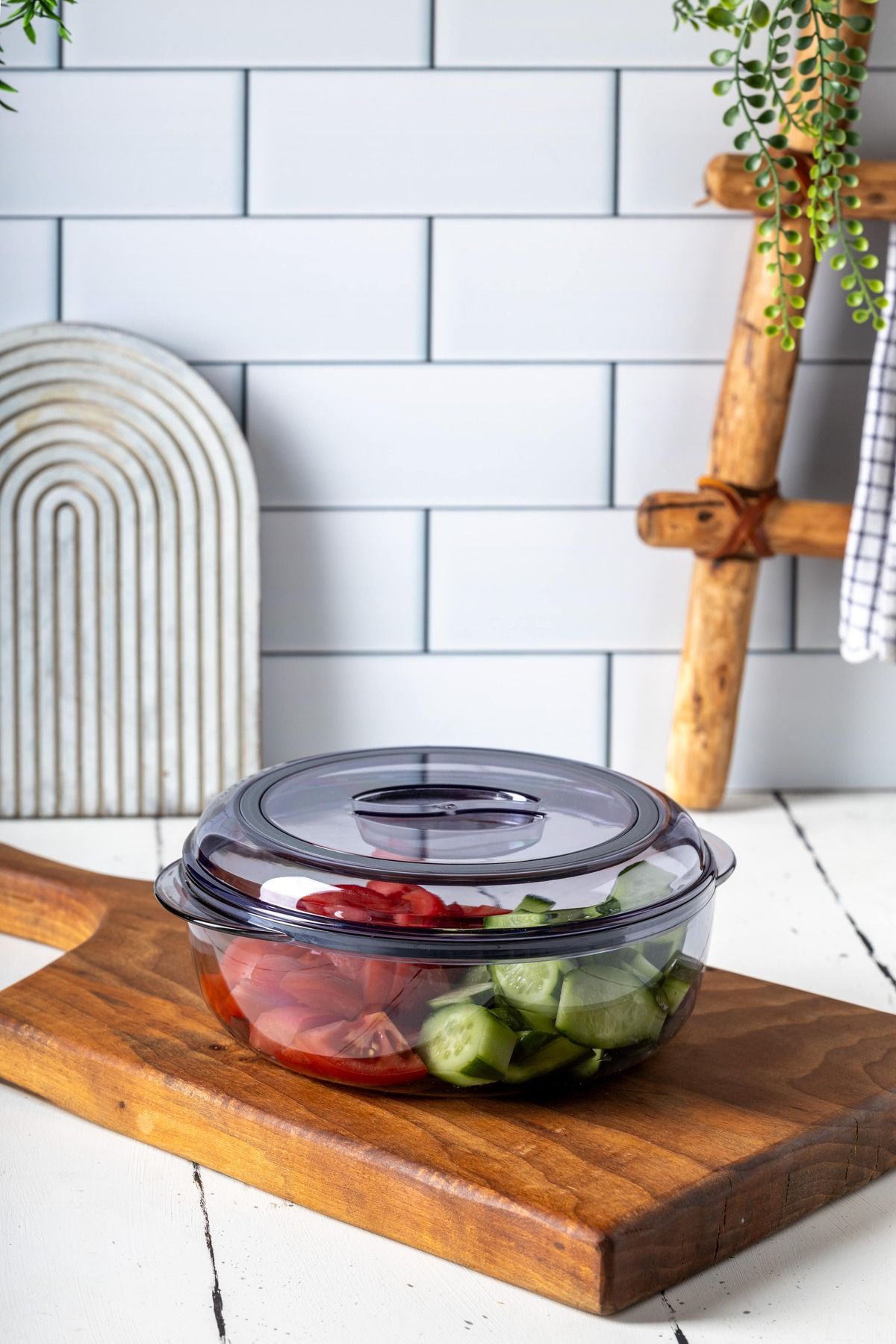 NY HOME-Round Storage Container with Crystal Lid 1.75 Lt 3