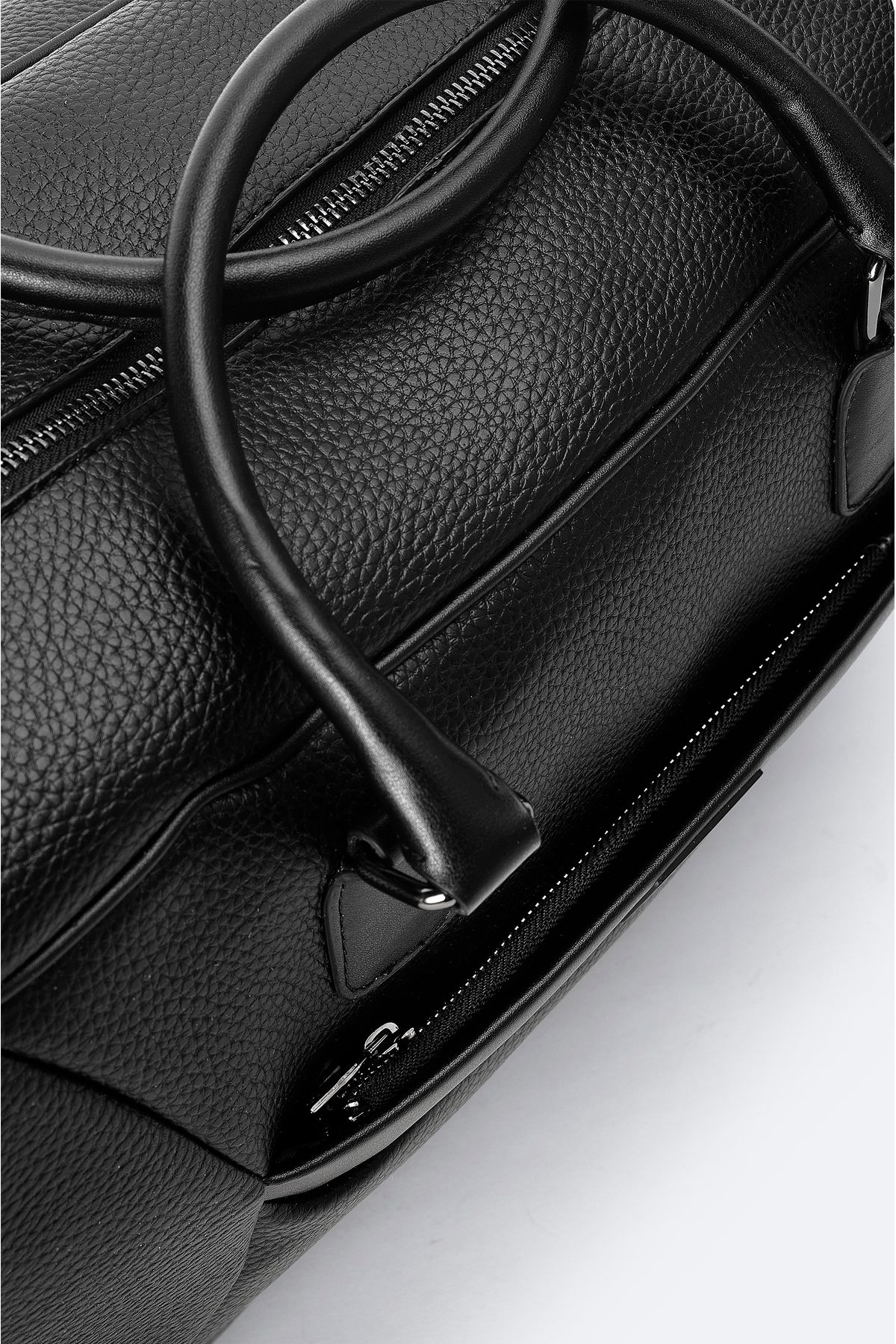 Avva-Men's Black Leather Look Travel Bag A41Y9106 7