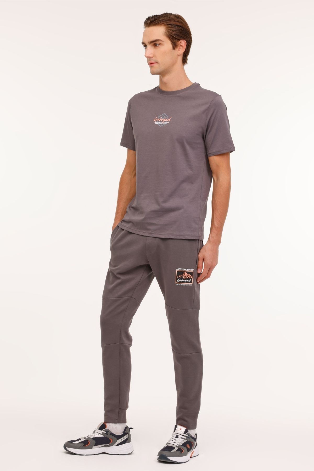 complete the look image