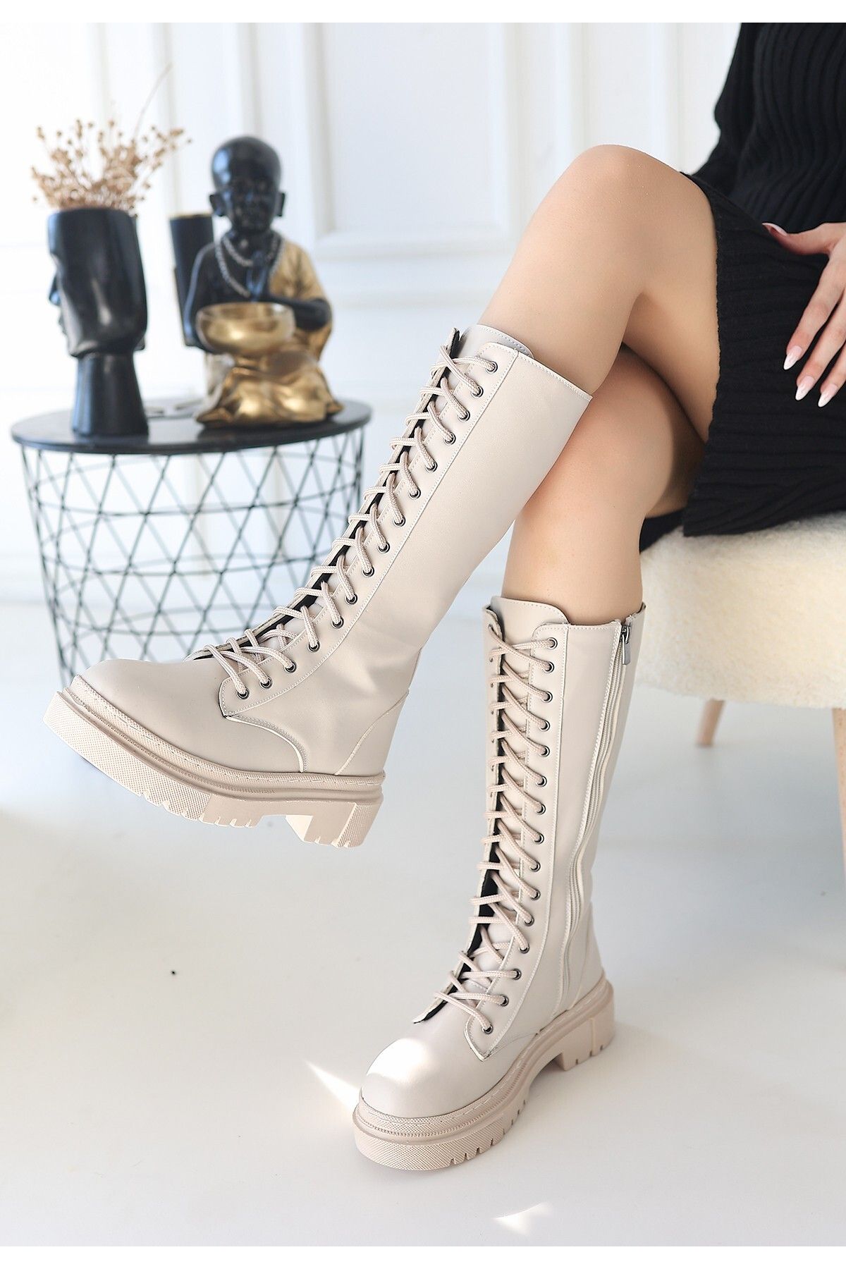 BESKAR-Mennd Beige Leather Laced Boots 3