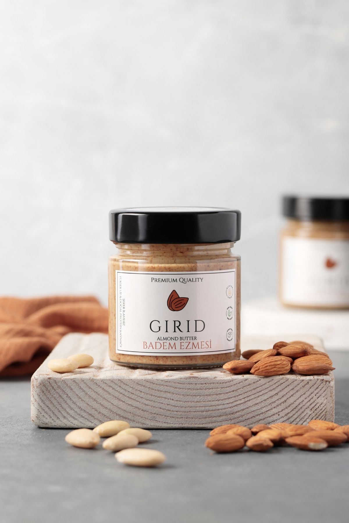 Girid %100 Badem Ezmesi 220 gr Şekersiz Katkısız Koruyucusuz