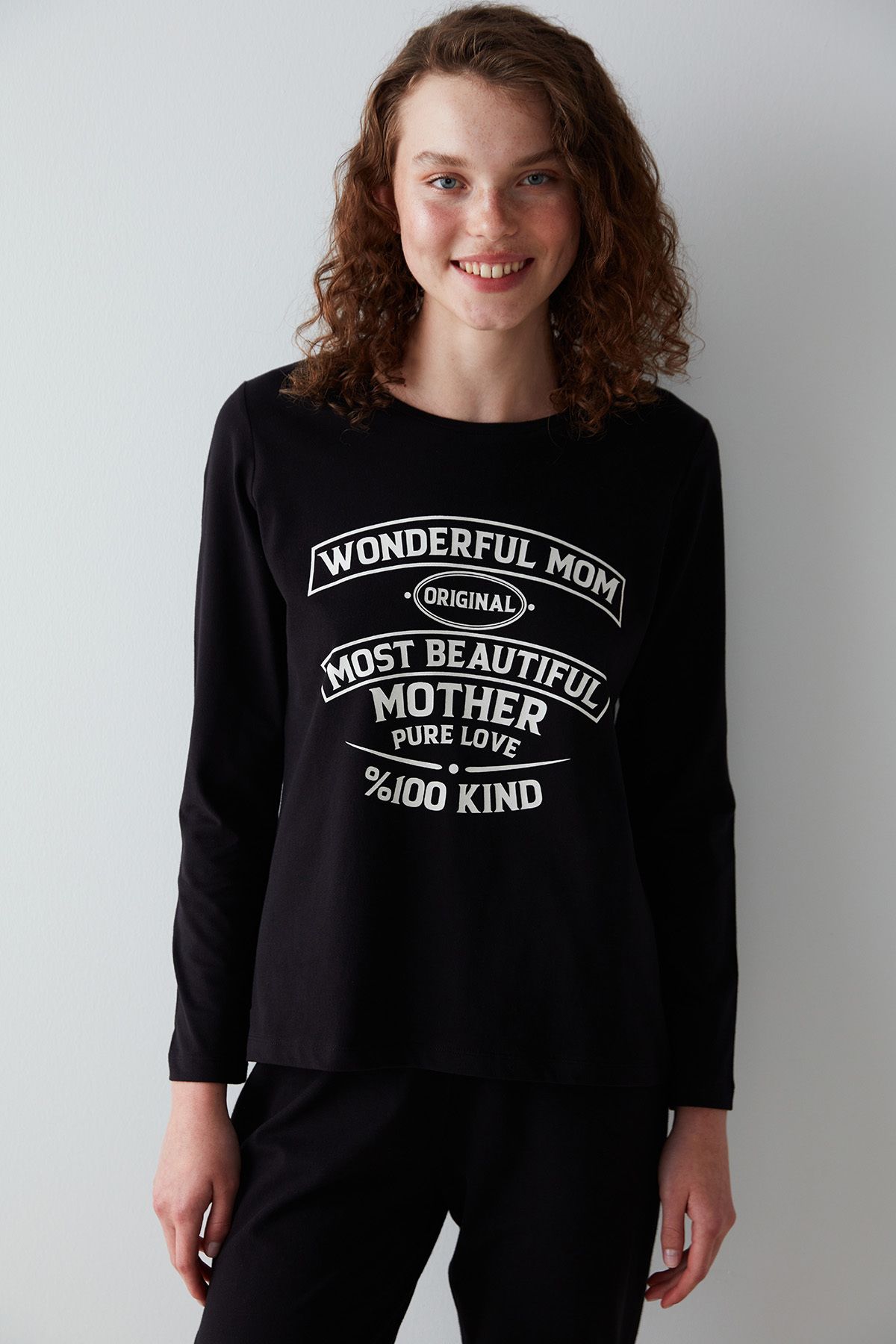 Penti-Wonderful Mom Slogan Printed Black Pajama Set 2