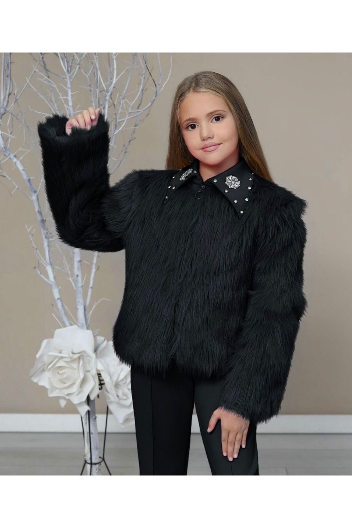 Kids-Girl's Rhinestoned Fur Coat and Trousers 4