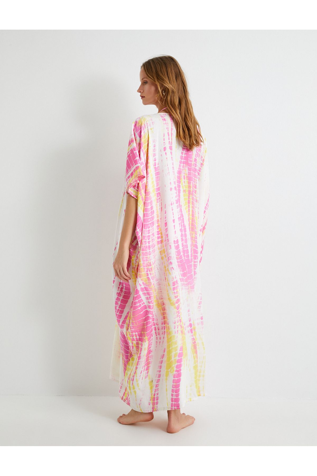 Koton-Viscous Oversize Beach Dress - Tie-Dye Pattern, V-Neck 4