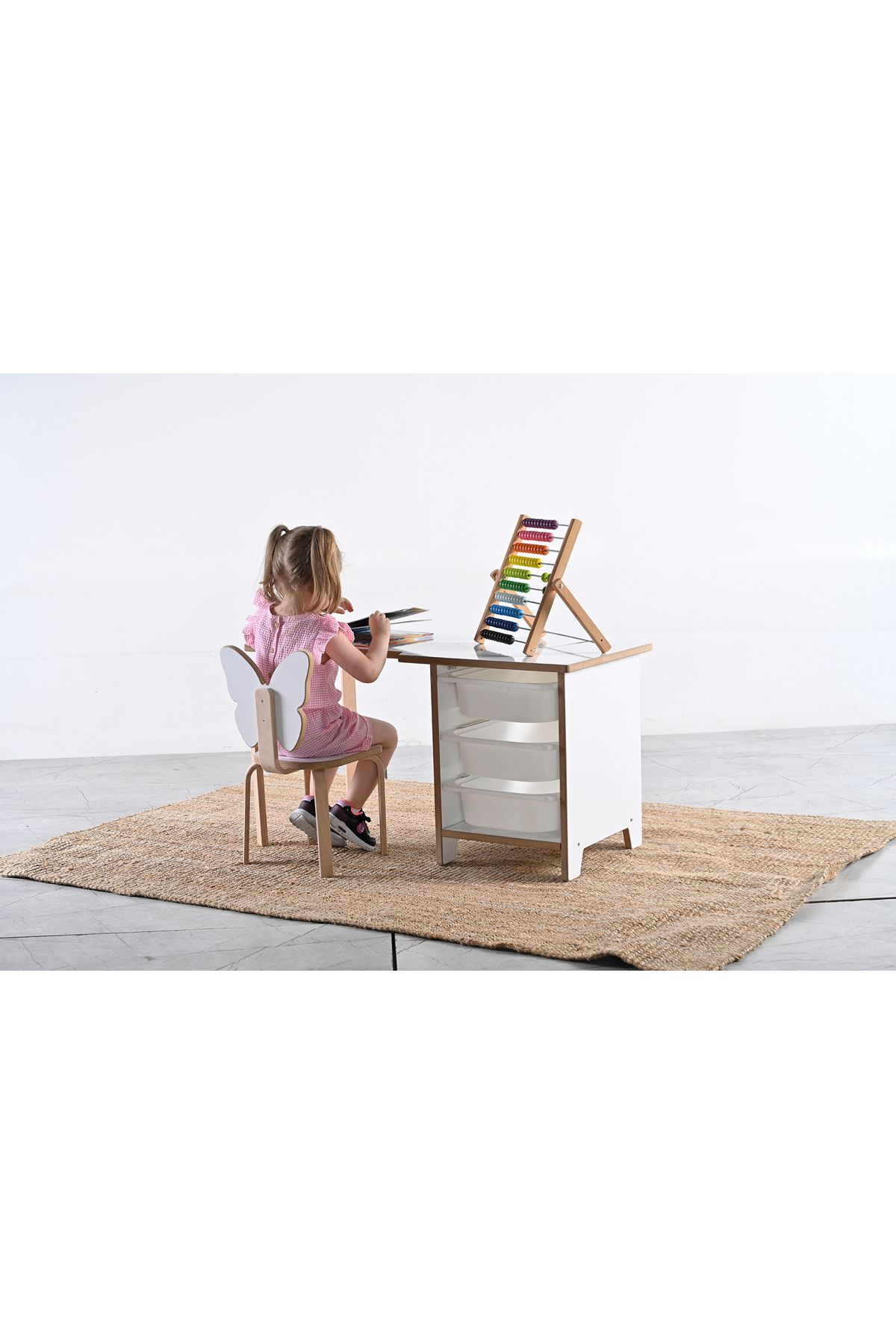 LiliKids Çocuk Çalışma Masası ve Sandalyesi
