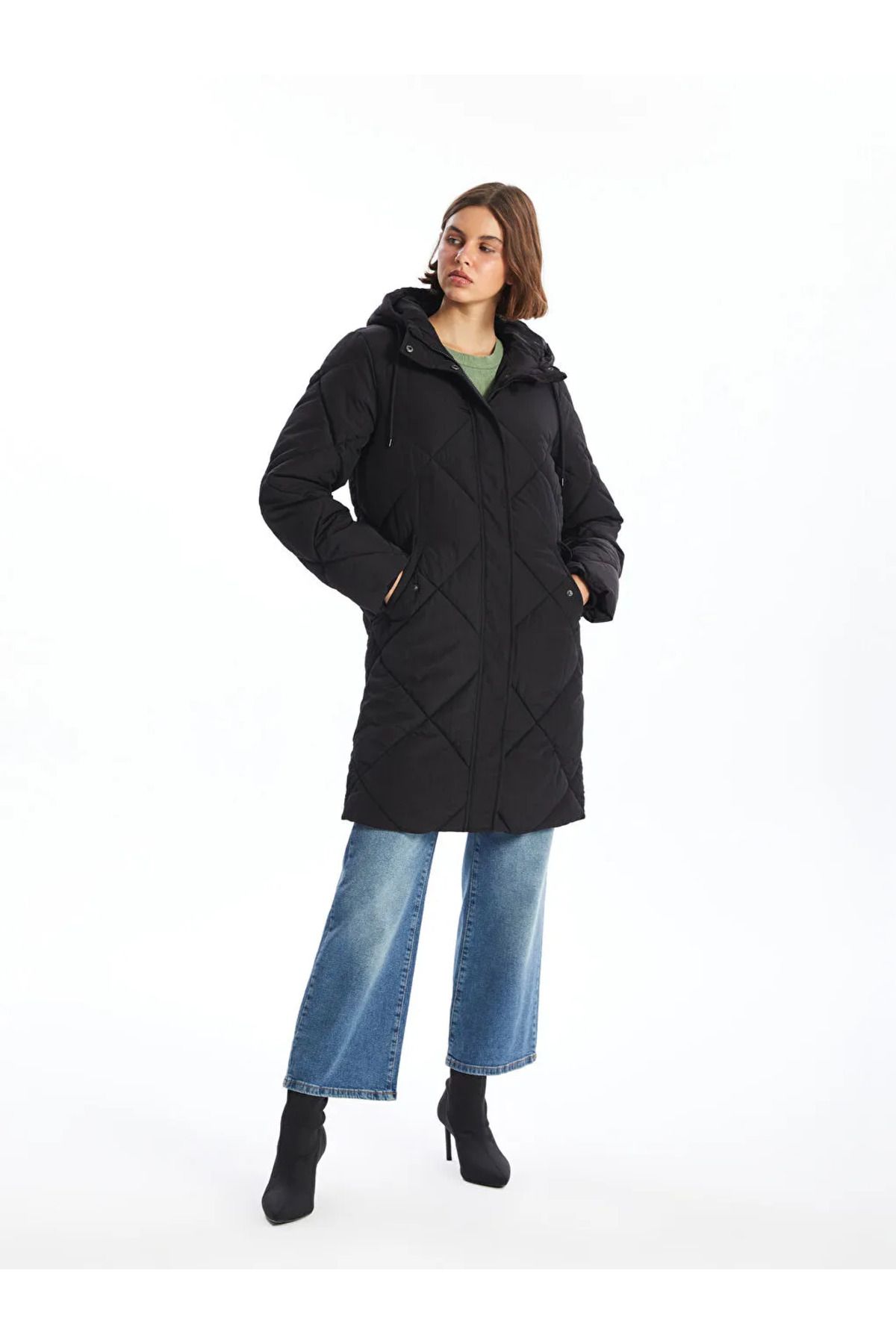 LC Waikiki-Lcw Vision Black Hooded Quilted Women's Puffer Coat 2