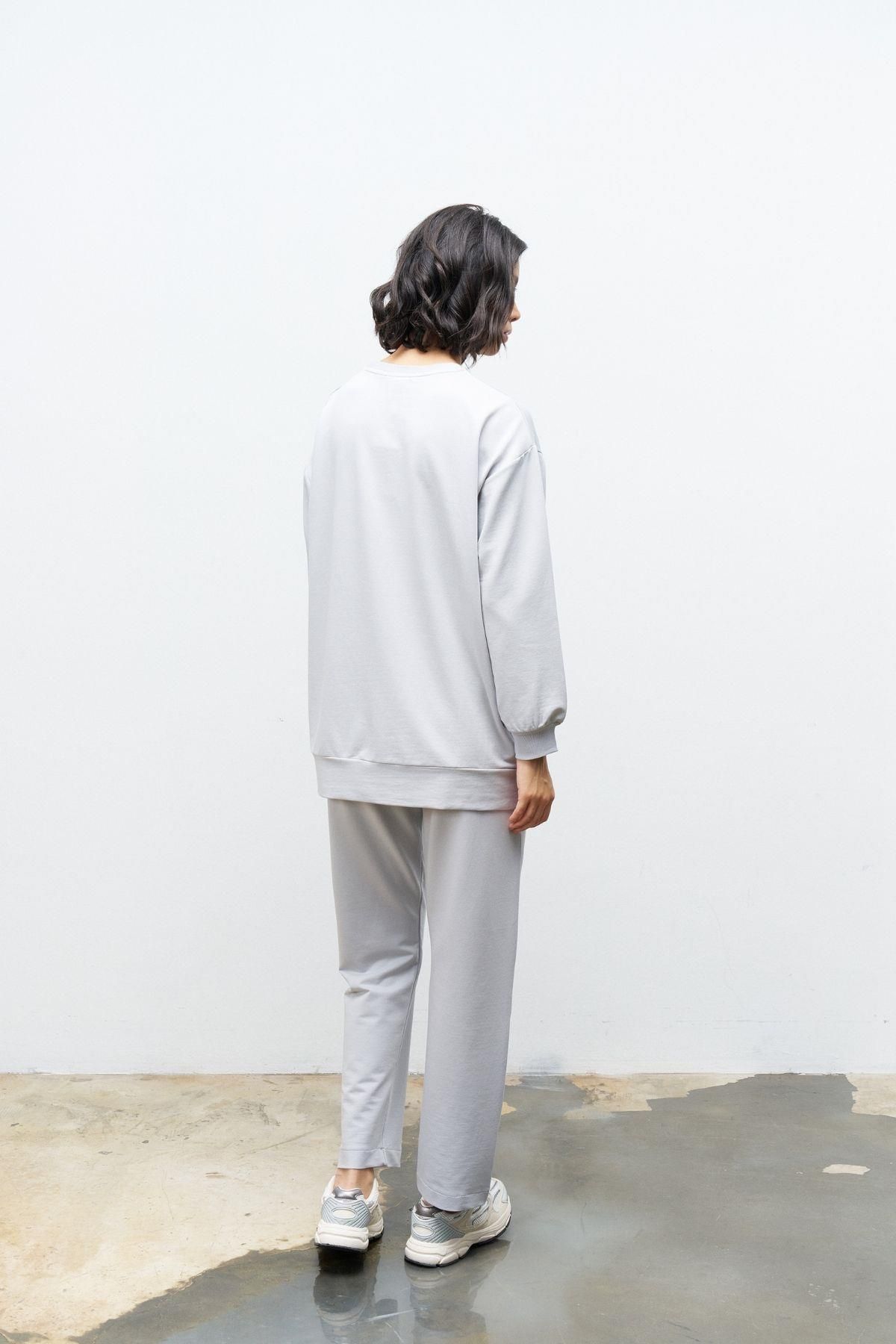 Basicpark-Gray Embroidered Denim Women's Sweatshirt - Crew Neck, Skinny Leg Trousers, Cotton Knitted 4