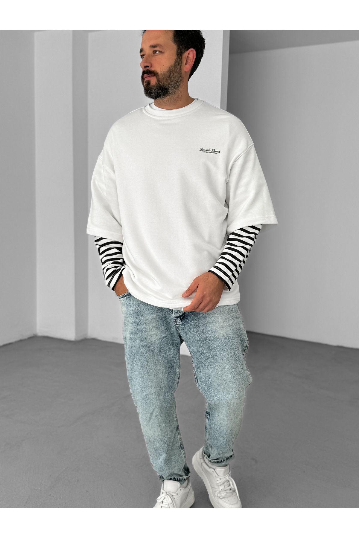 BYBASICMAN-White Sleeve Striped Piece Sweatshirt V-10-16 1