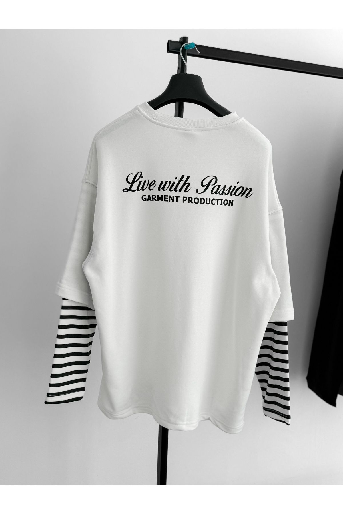 BYBASICMAN-White Sleeve Striped Piece Sweatshirt V-10-16 3