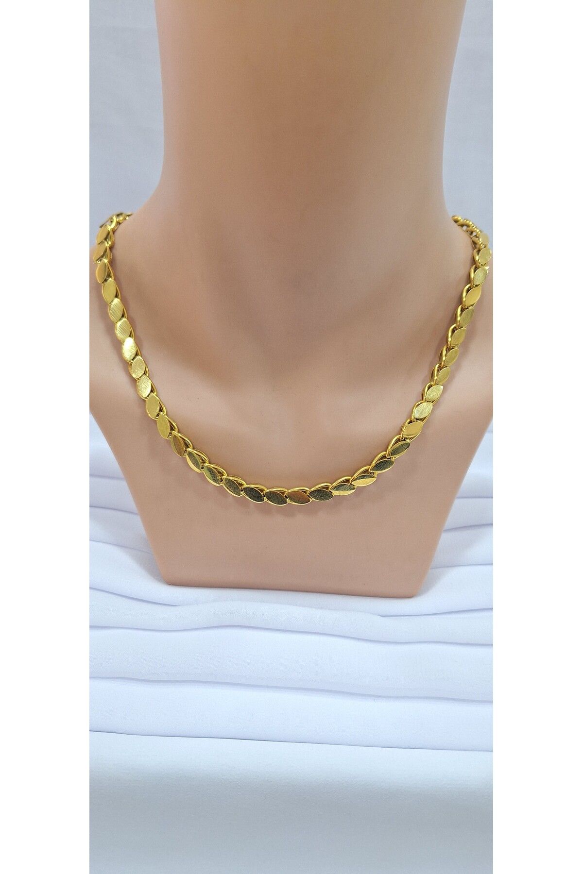 JANRA WORLD-Stainless Steel Necklace - Barley Sequins Chain, Gold Plated, for Wedding 3