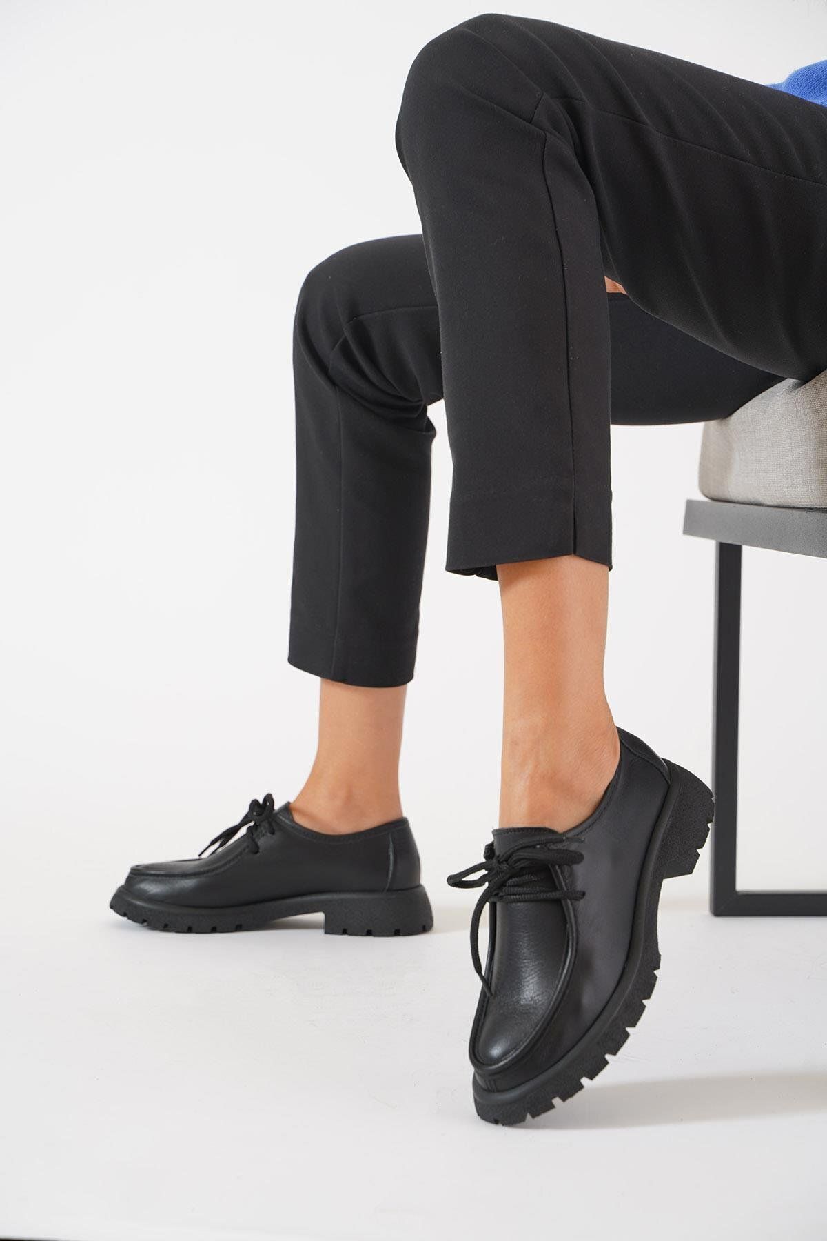 Moda Pie-Black Monis Haspapi Women's Ballerinas - Tied Leather 1