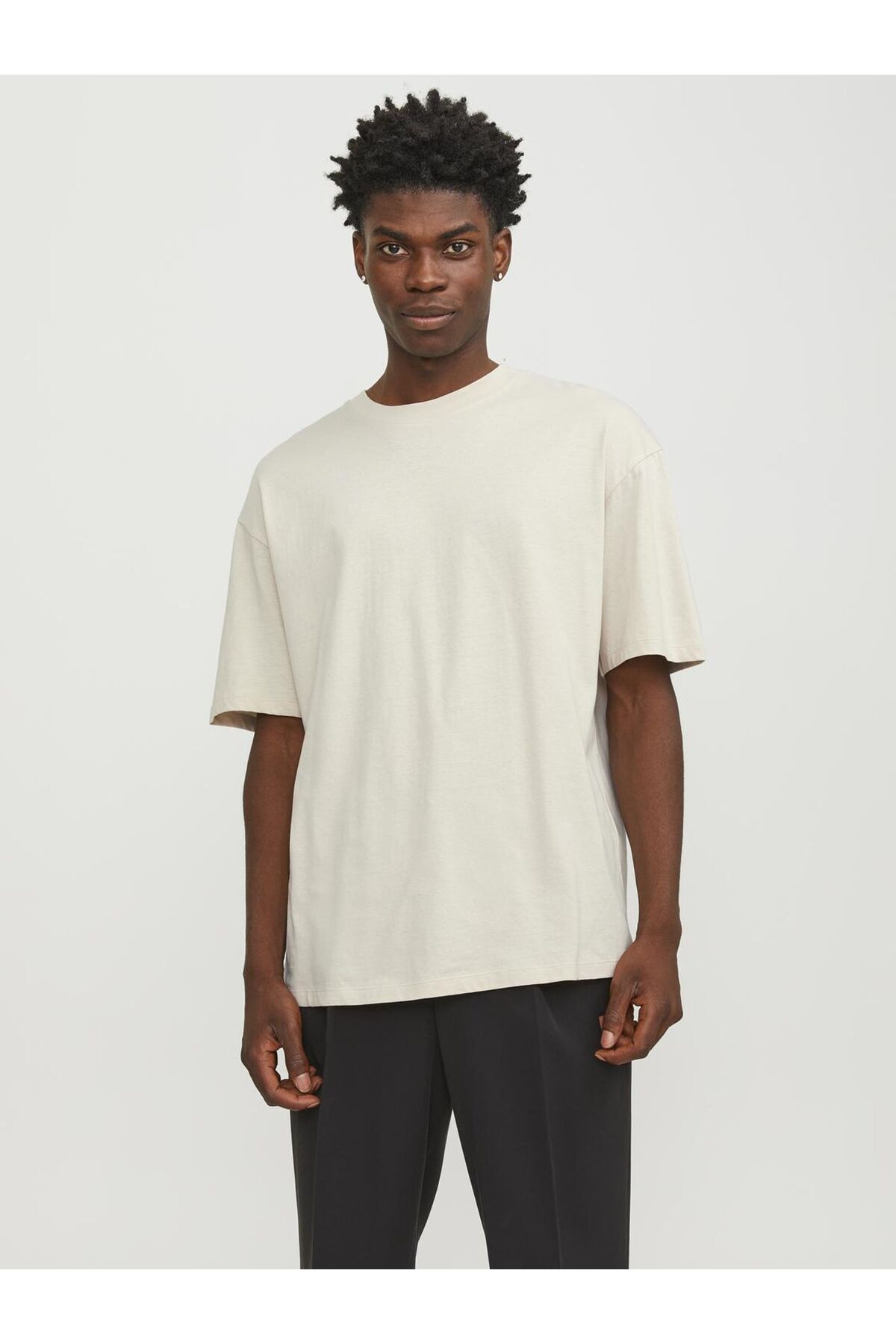 جک اند جونز JJEBRADLEY TEE SS O-NECK NOOS 12249319 مشکی
