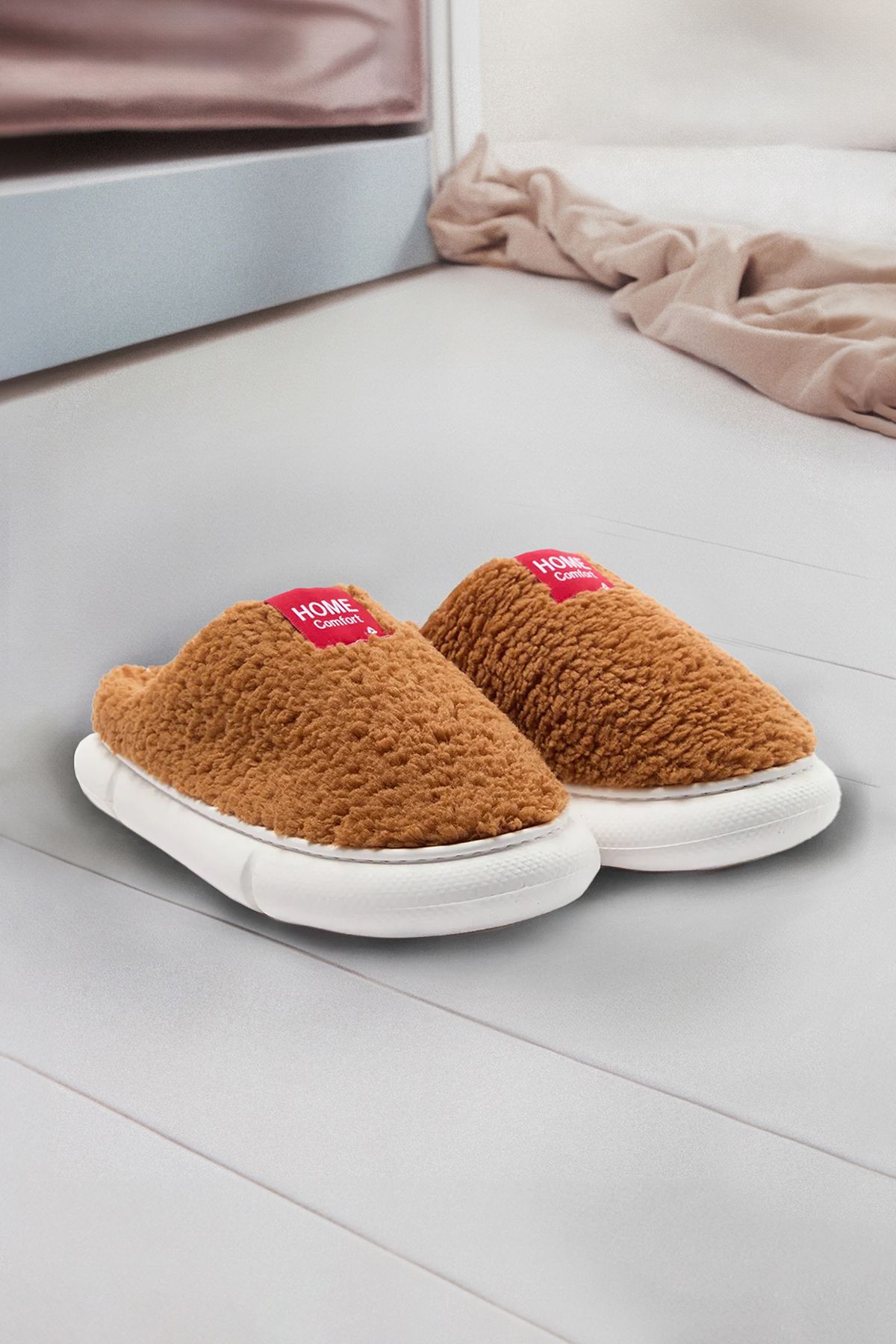 TRENDYOL SHOES Brązowe Pluszowe Tkane Kapcie Damskie Z Nadrukiem Takaw25er00012 Kobieta - 37