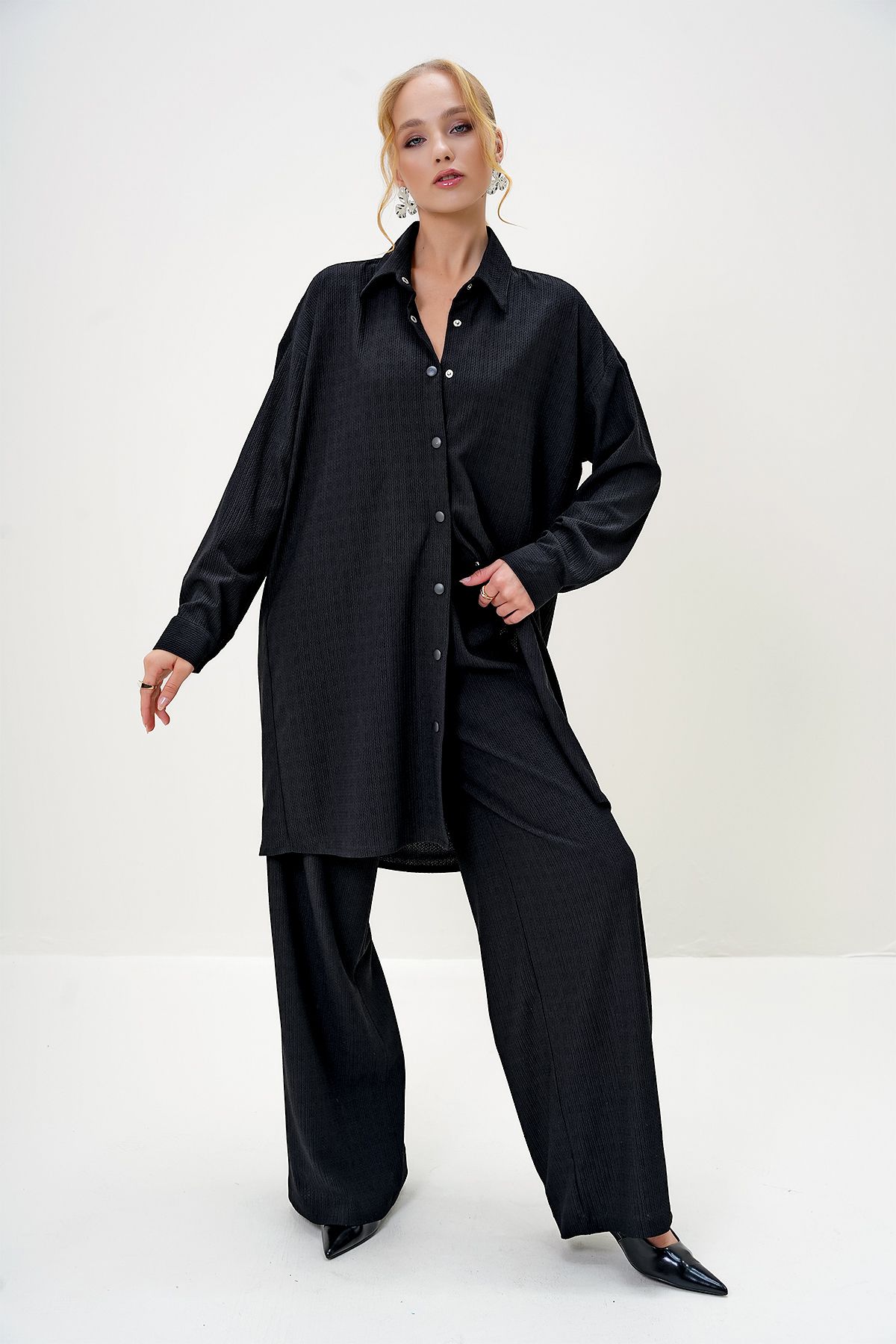 Trend Alaçatı Stili-Damen-Set mit schwarzem Hemd, Kragen, Knopfleiste vorne, Hemd und Hose ALC-X13122 3