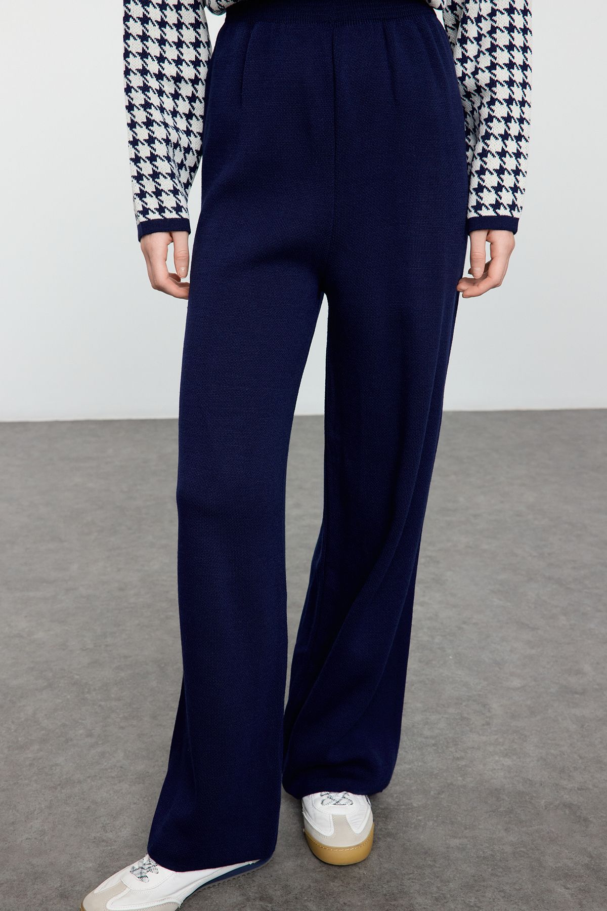 Edit by Trendyol-Navy Blue Knitwear Sweater and Trousers Set - Houndstooth Patterned Tedaw25Us00029 4