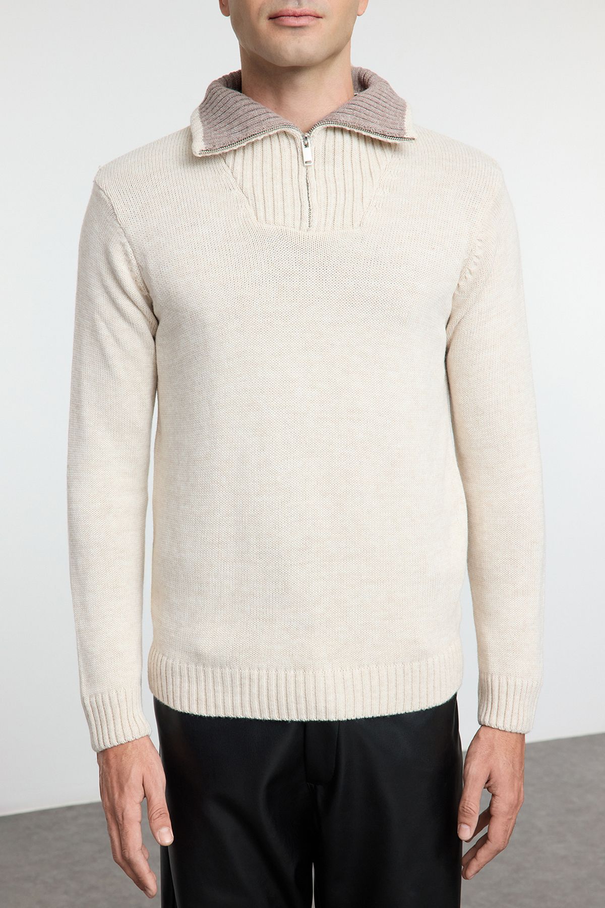 Trendyol Collection-Beige Plain Knitwear Sweater - Casual, Half Turtleneck Tmnaw25Kz00008 3