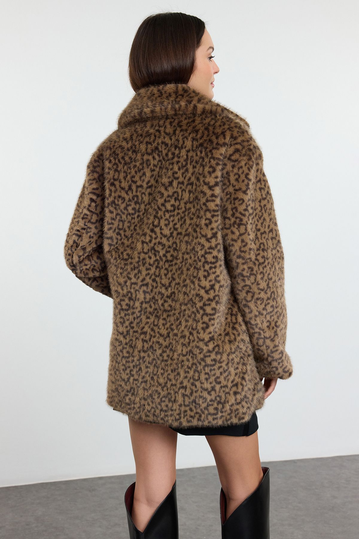 Trendyol Collection-Різнобарвне довге пальто з литого оверсайз каракулю TWOAW25MO00189 5