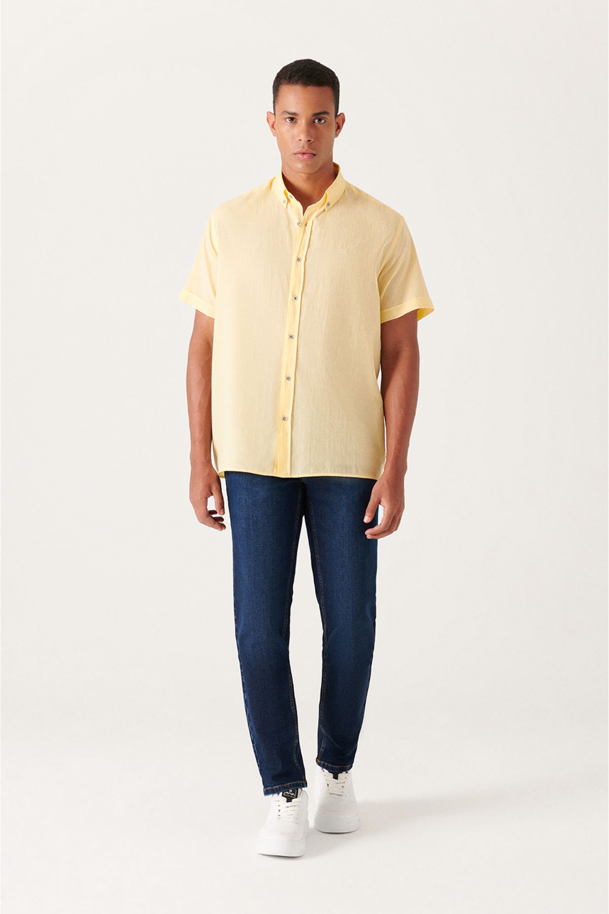 Avva-Men's Yellow Buttoned Collar 100% Cotton Thin Short Sleeve Shirt E 002210 5