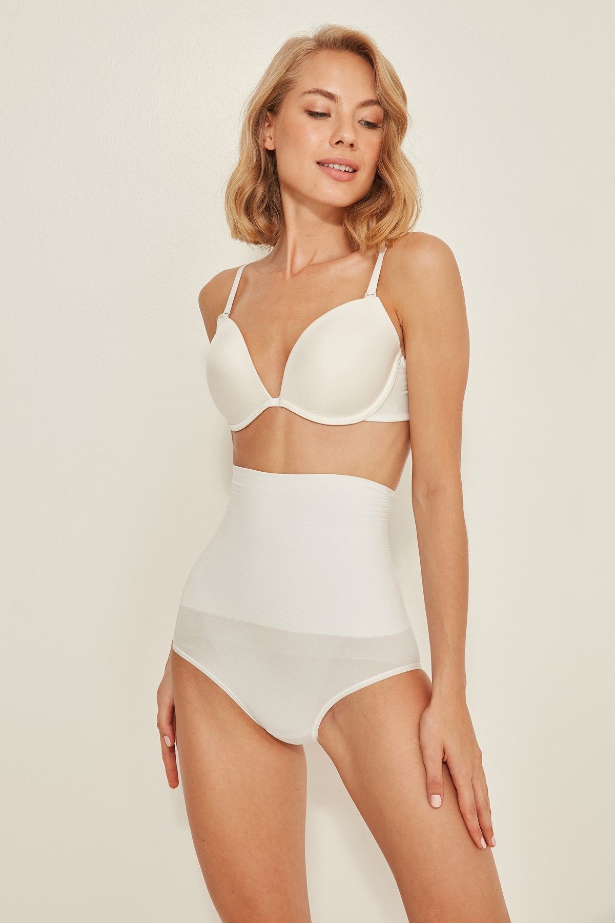 C&City-C12029 Slip-Korsett Weiß 3