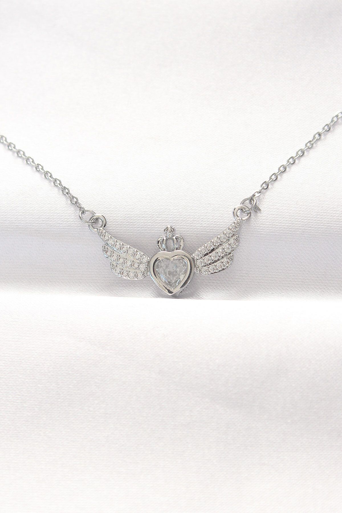 Tekno Yuva 316L Çelik Silver Renk Zirkon Taşlı Kalpli Kanat Kolye