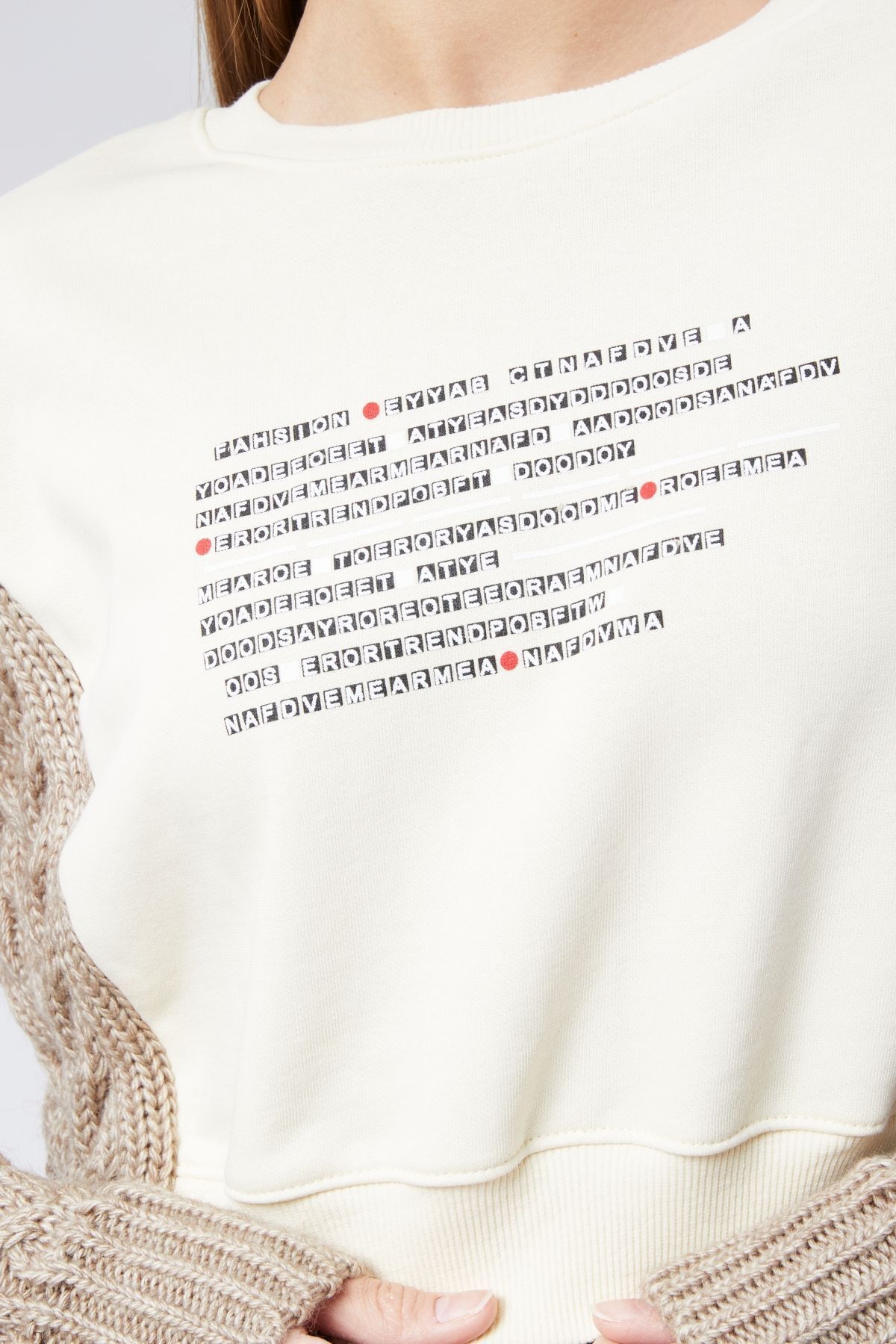 soBasic-Μπεζ φούτερ Gigi - Crew Neck και Λεπτομέρεια Πλεκτών 3