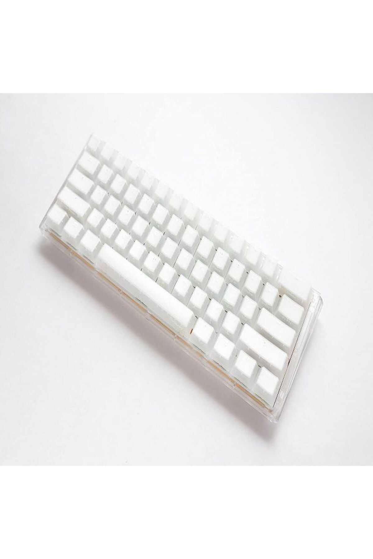 Ducky-One 3 Aura 60% White Mechanical Gaming Keyboard - Cherry Blue 4