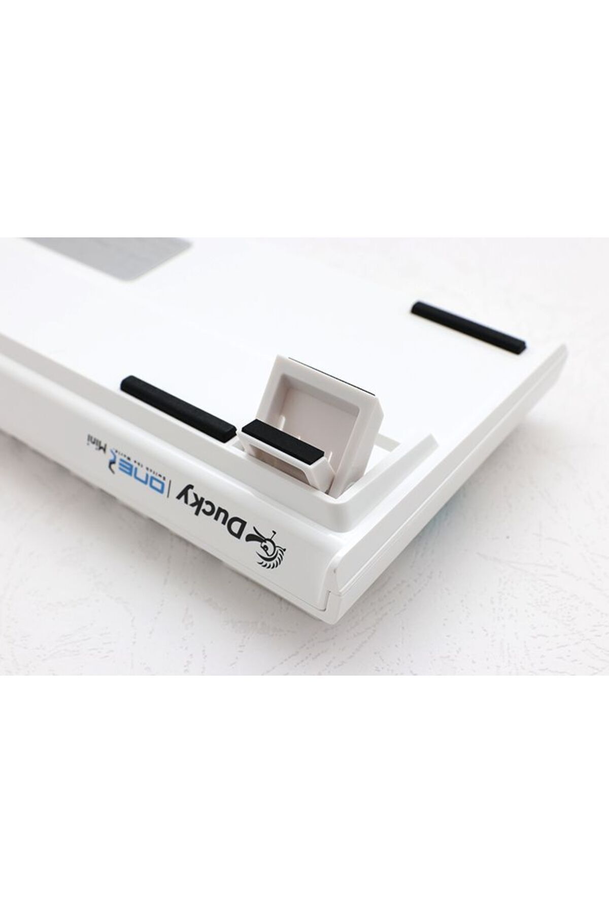 Ducky-One 2 Mini 60% White Brown Switch Arabic layout Mechanical Gaming Keyboard 5