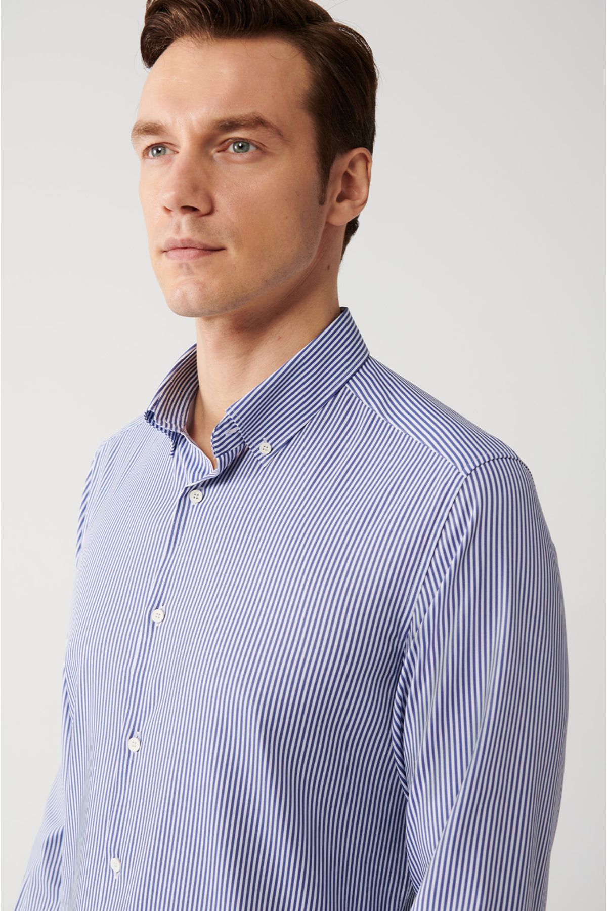 Avva-Men's Navy Blue Striped Non-Wrinkle Travel Shirt A32Y2095 3